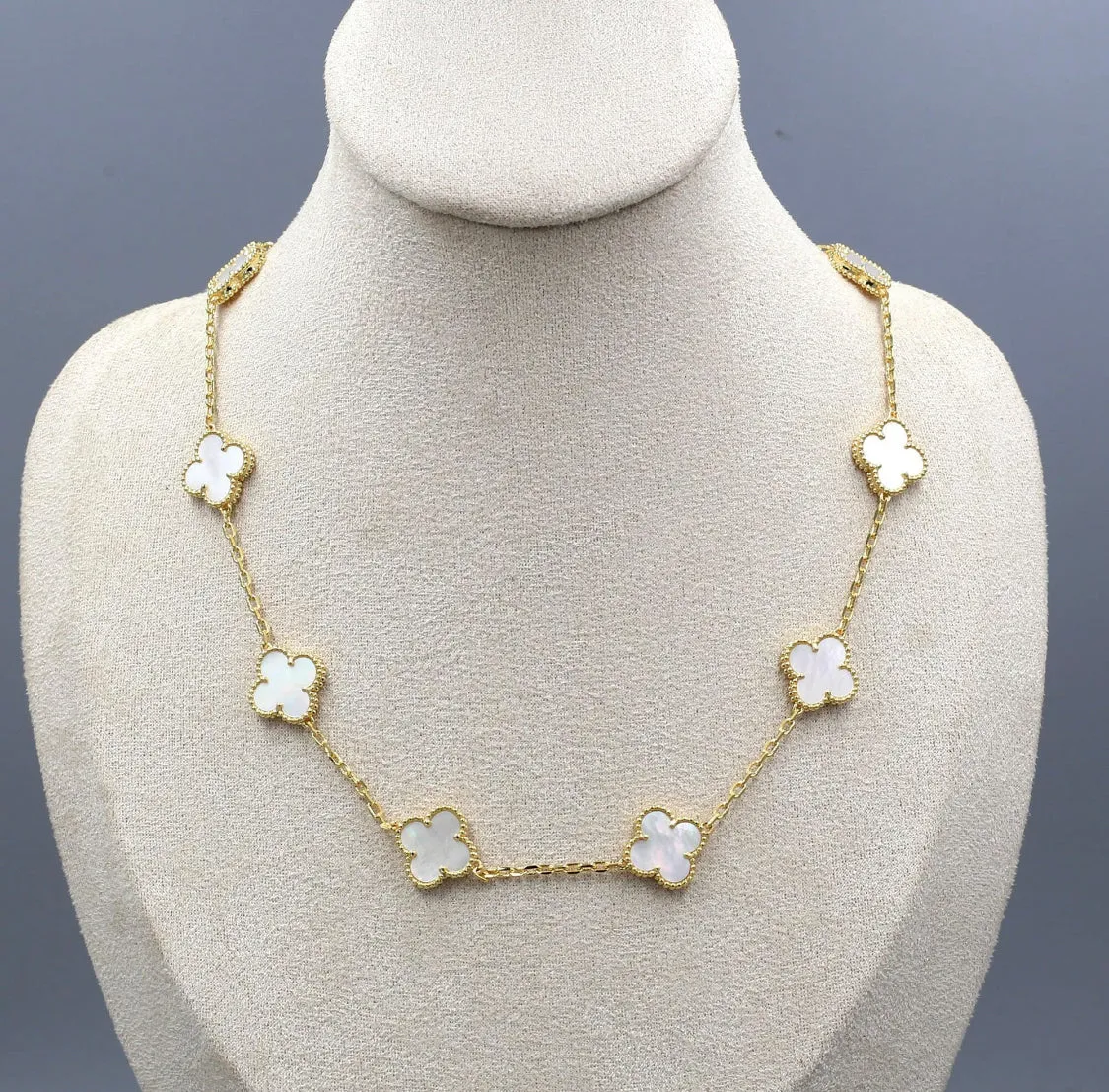10 Clover necklace