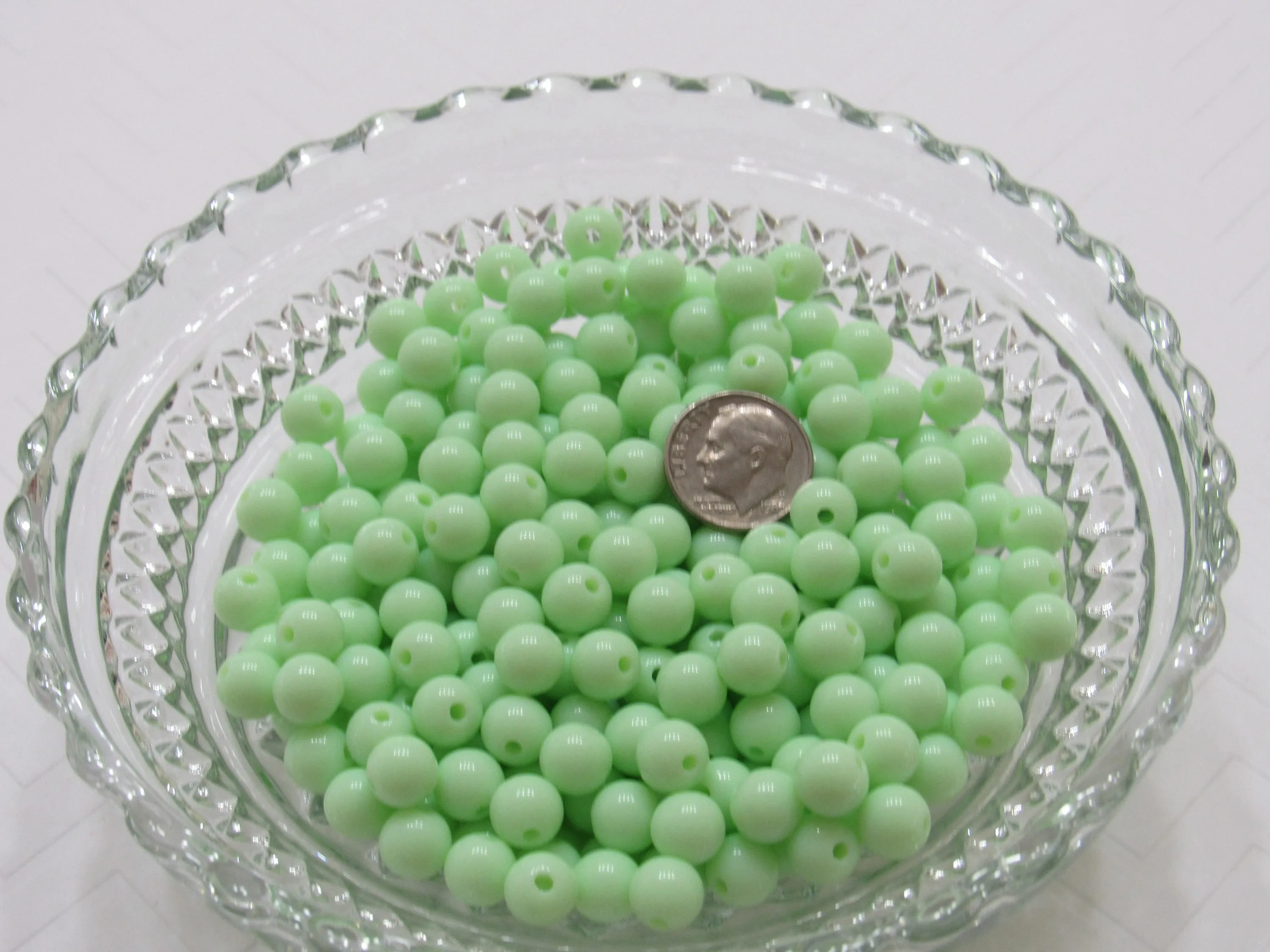 100ct 8mm Pastel Green Bubblegum Beads, Gumball Beads, Round Acrylic Beads, Acrylic Beads, Bubblegum Beads, Bubblegum Necklace Supply Beads