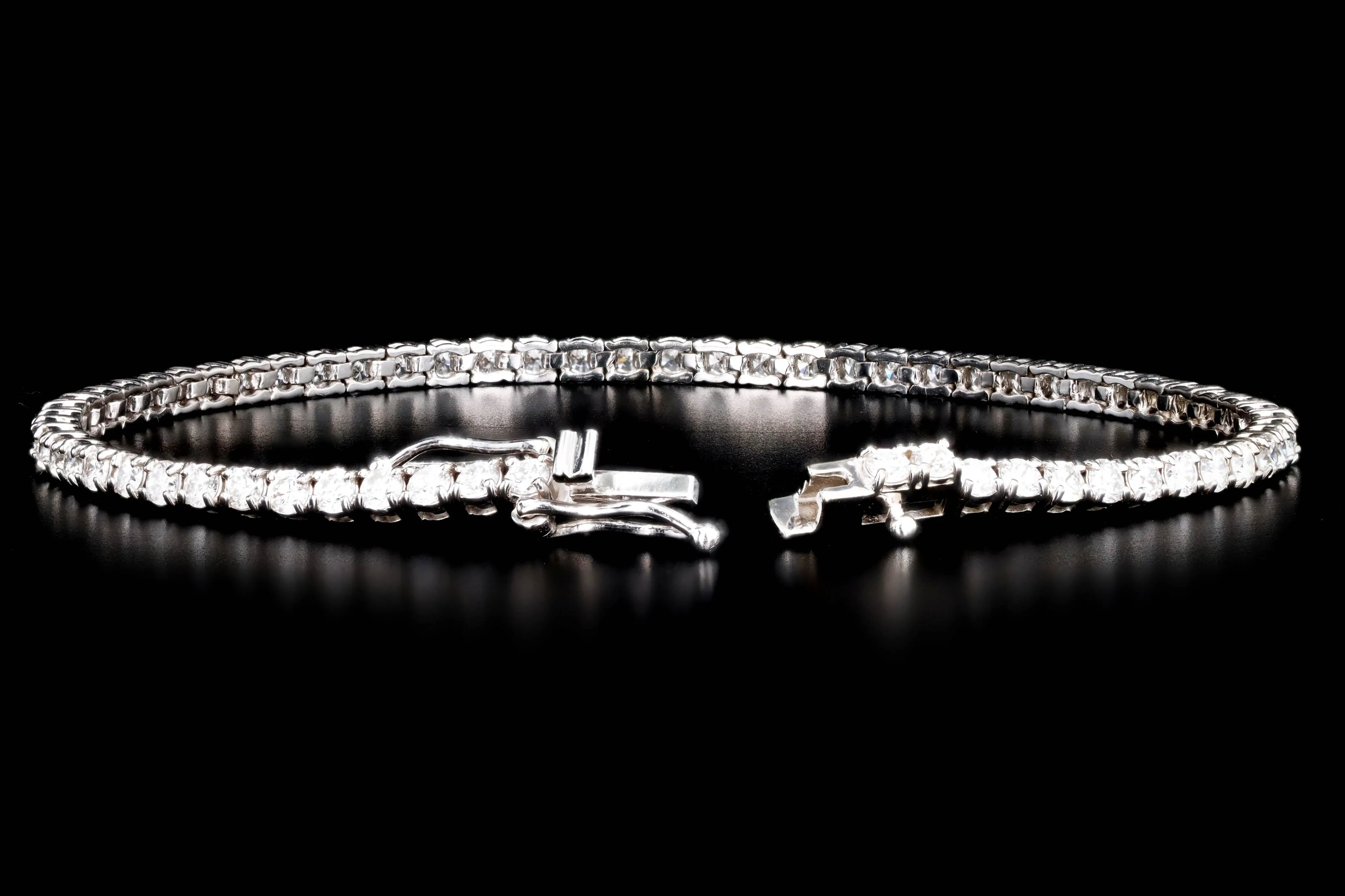 14K White Gold 3.67 Carat Total Weight Round Brilliant Diamond Tennis Bracelet