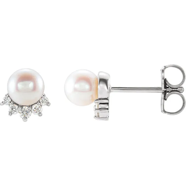14KT White Gold Freshwater Pearl   Diamond Stud Earrings