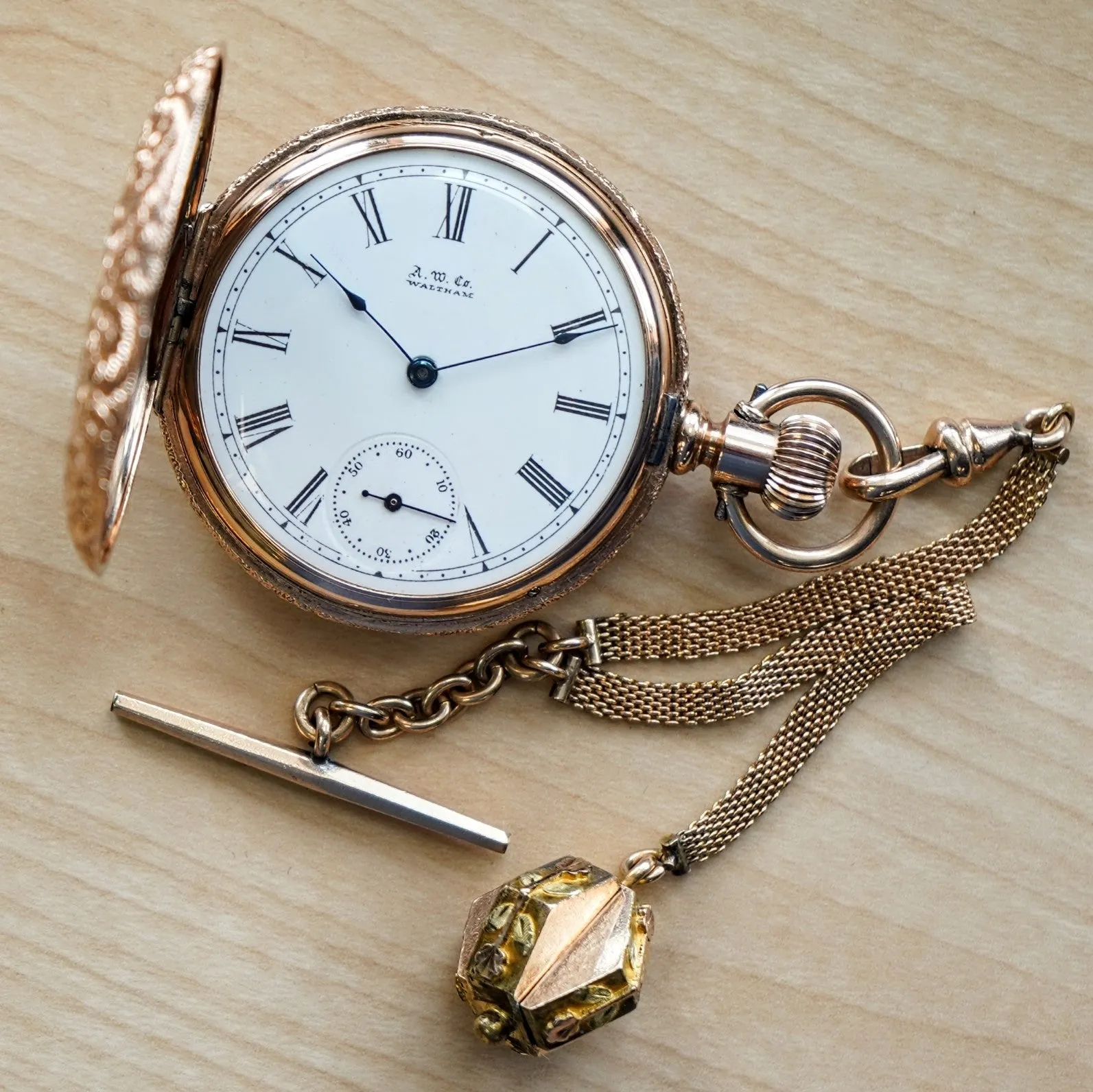 1889 A.W.C. WALTHAM Dress Pocket Watch 6s Grade J Fancy Hunter Case w/ Mesh Chain & Fob