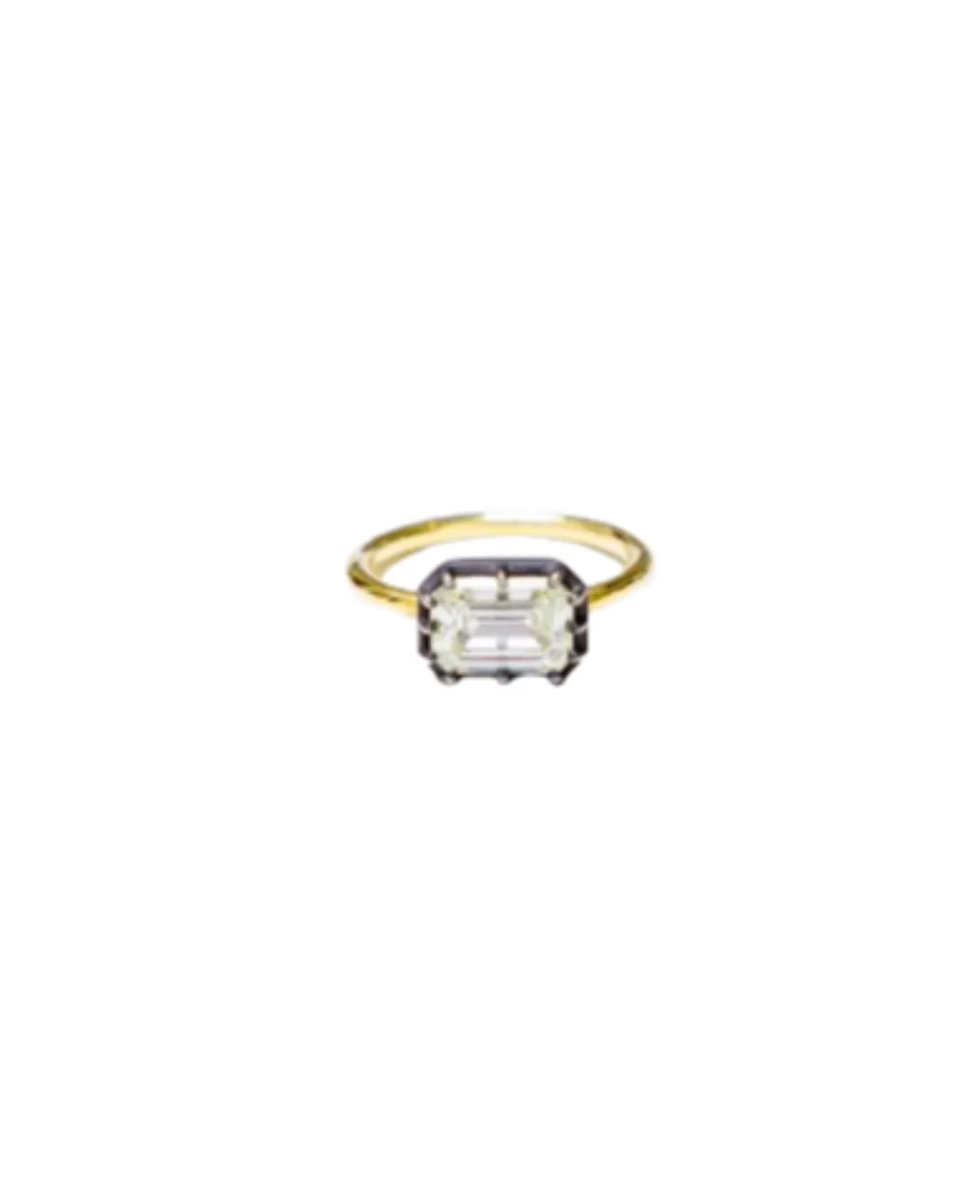 18K E/W Emerald Cut Ring