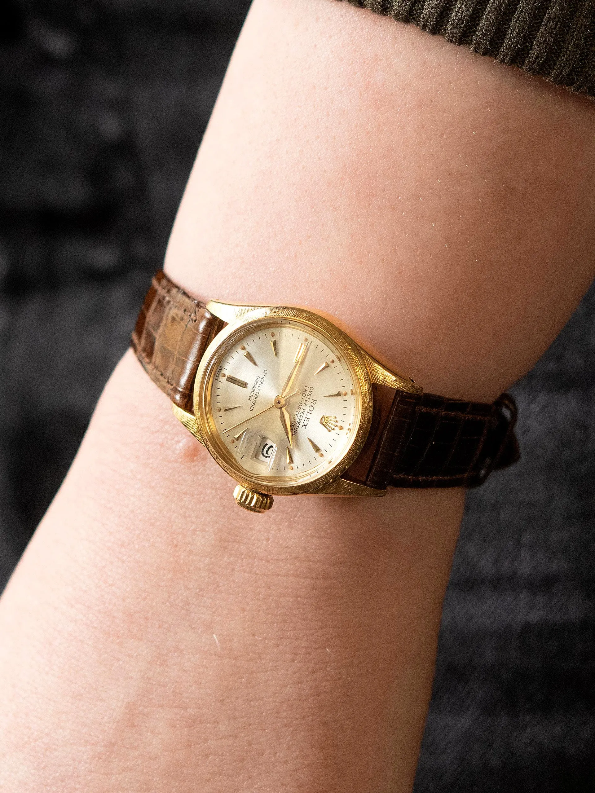 1960 Rolex Lady-Datejust 18K YG (Ref. 6520) W/ Factory Florentine Finish & Silver Concentric Dial