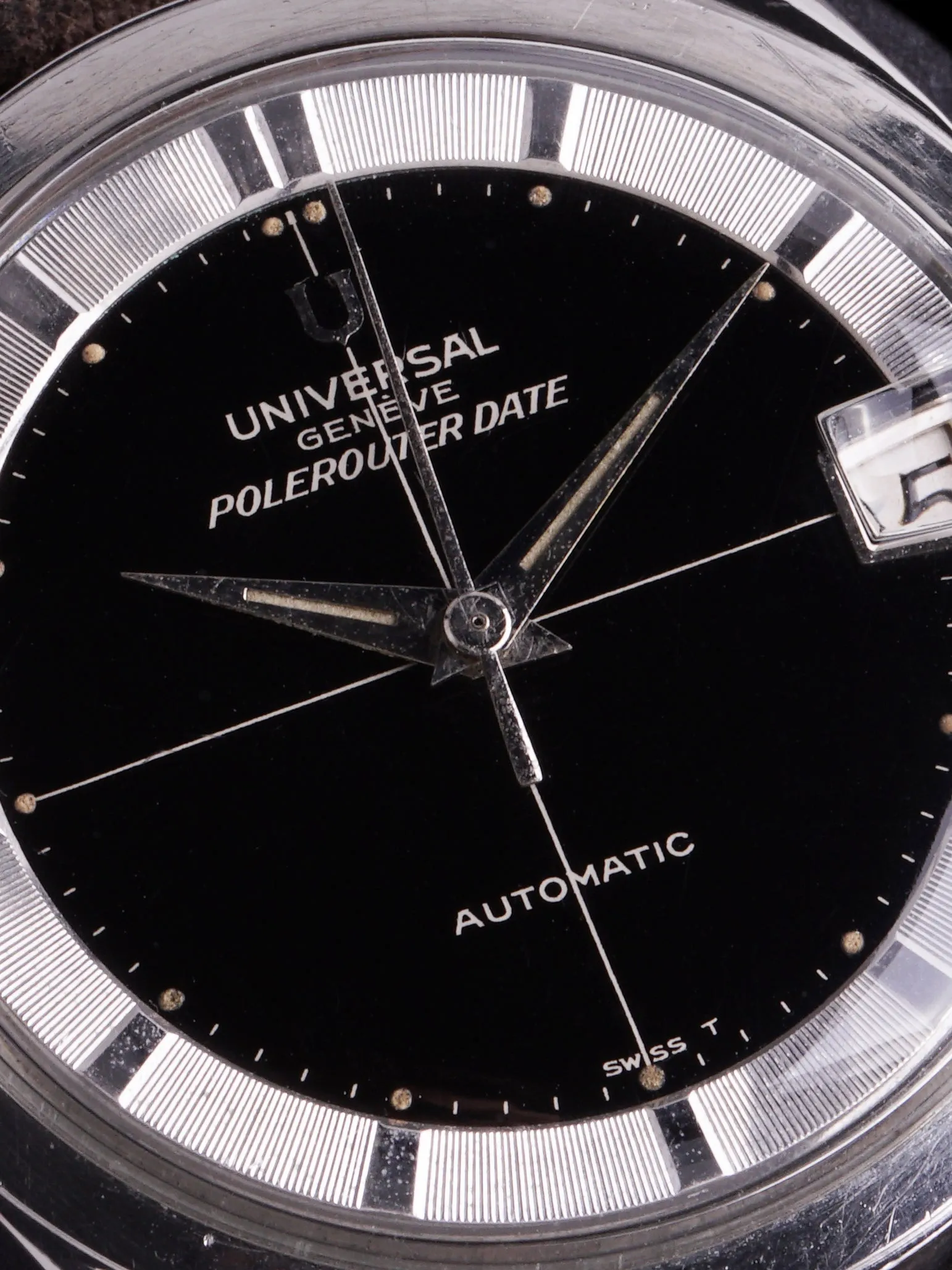 1965 Universal Geneve Polerouter Date (Ref.204607/1) Black Gilt Dial
