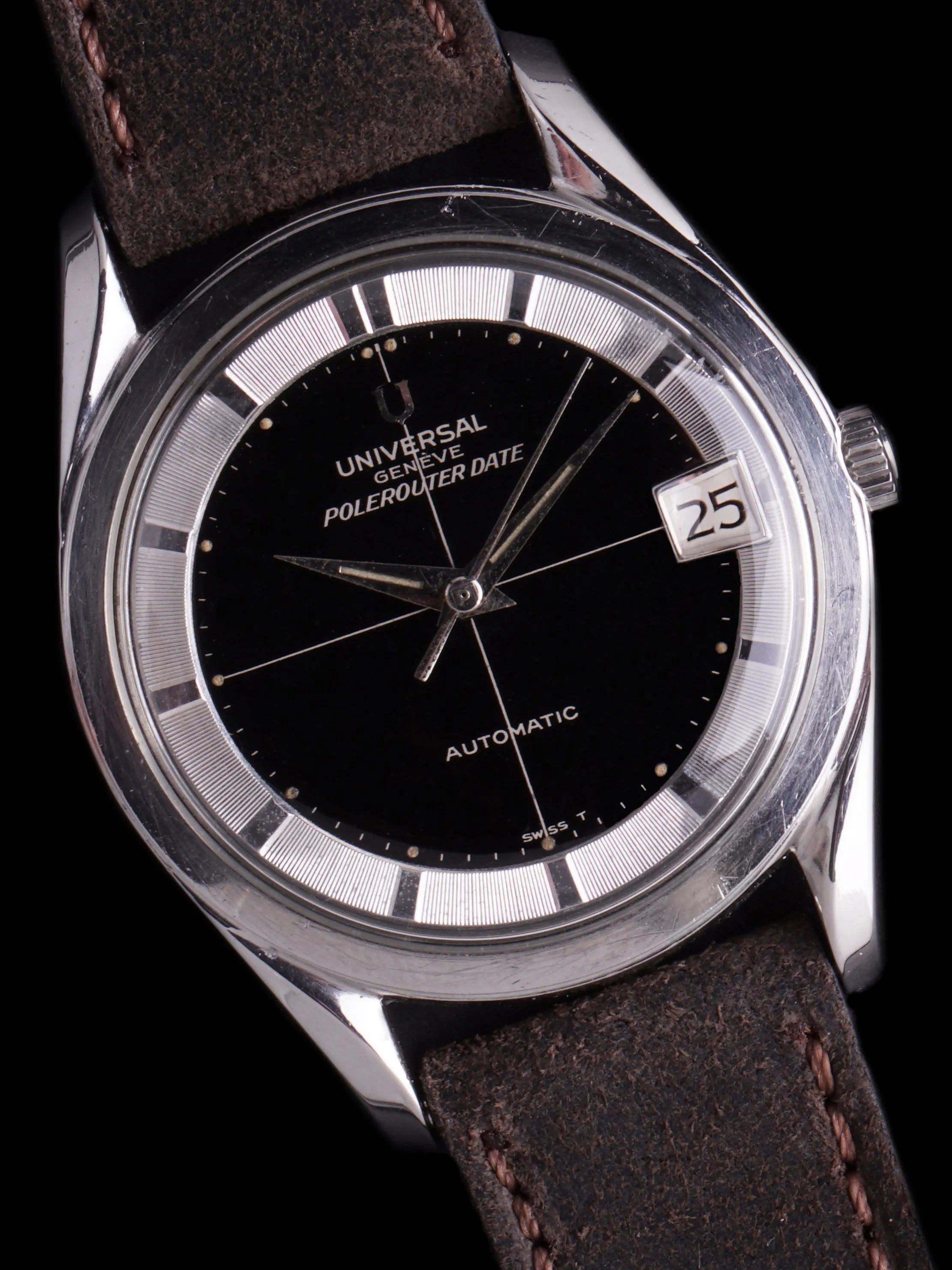 1965 Universal Geneve Polerouter Date (Ref.204607/1) Black Gilt Dial