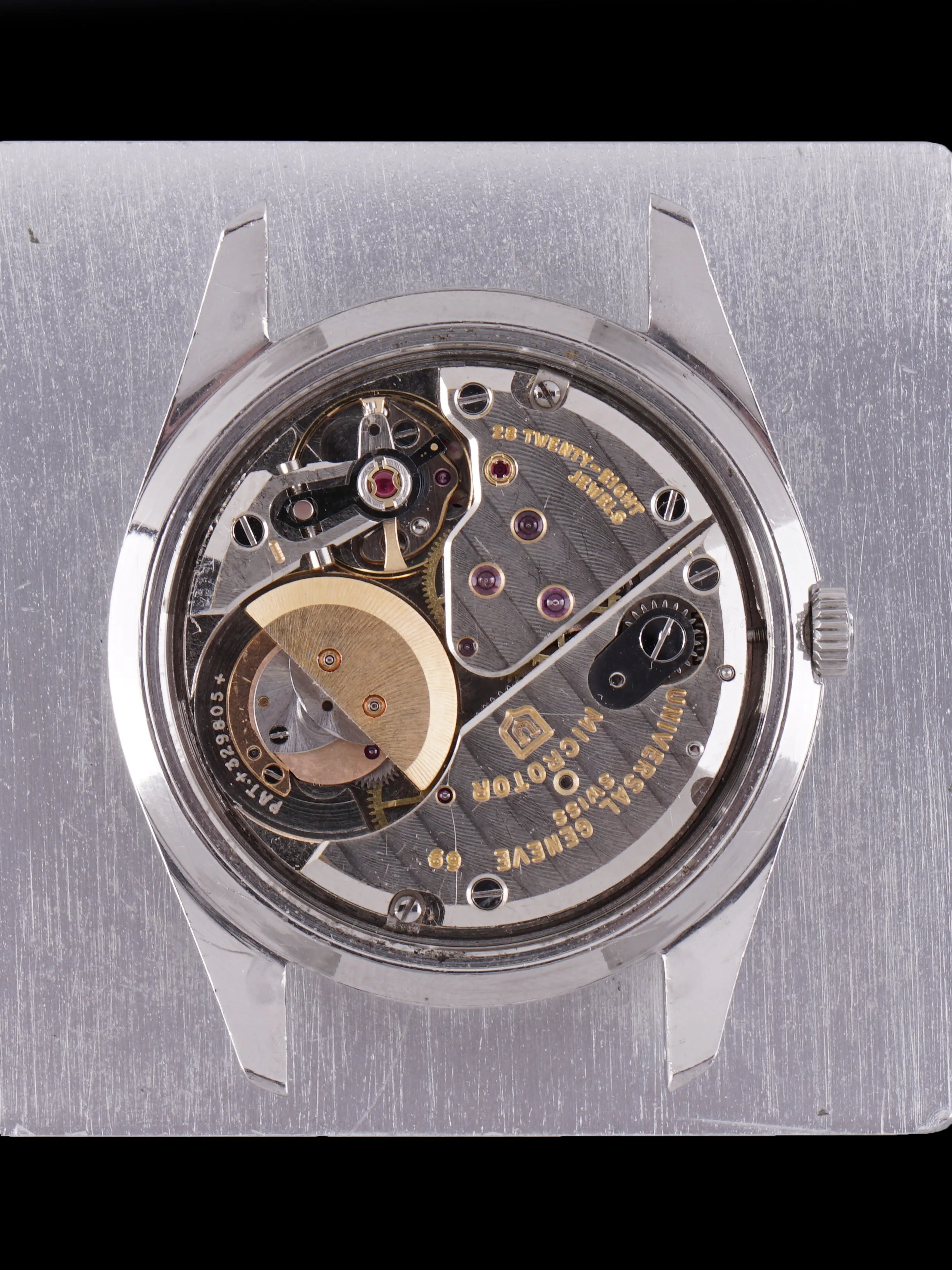 1965 Universal Geneve Polerouter Date (Ref.204607/1) Black Gilt Dial