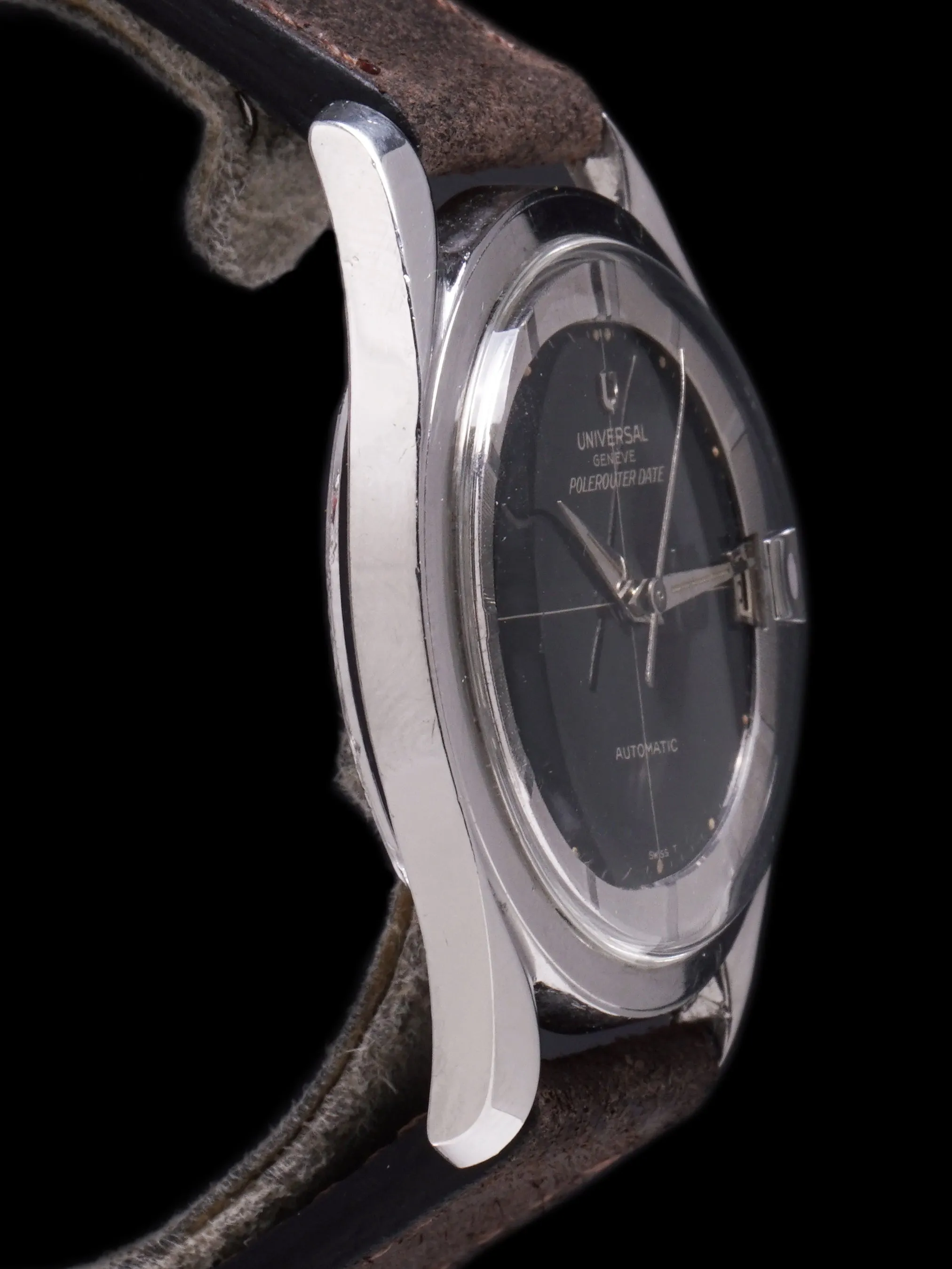 1965 Universal Geneve Polerouter Date (Ref.204607/1) Black Gilt Dial