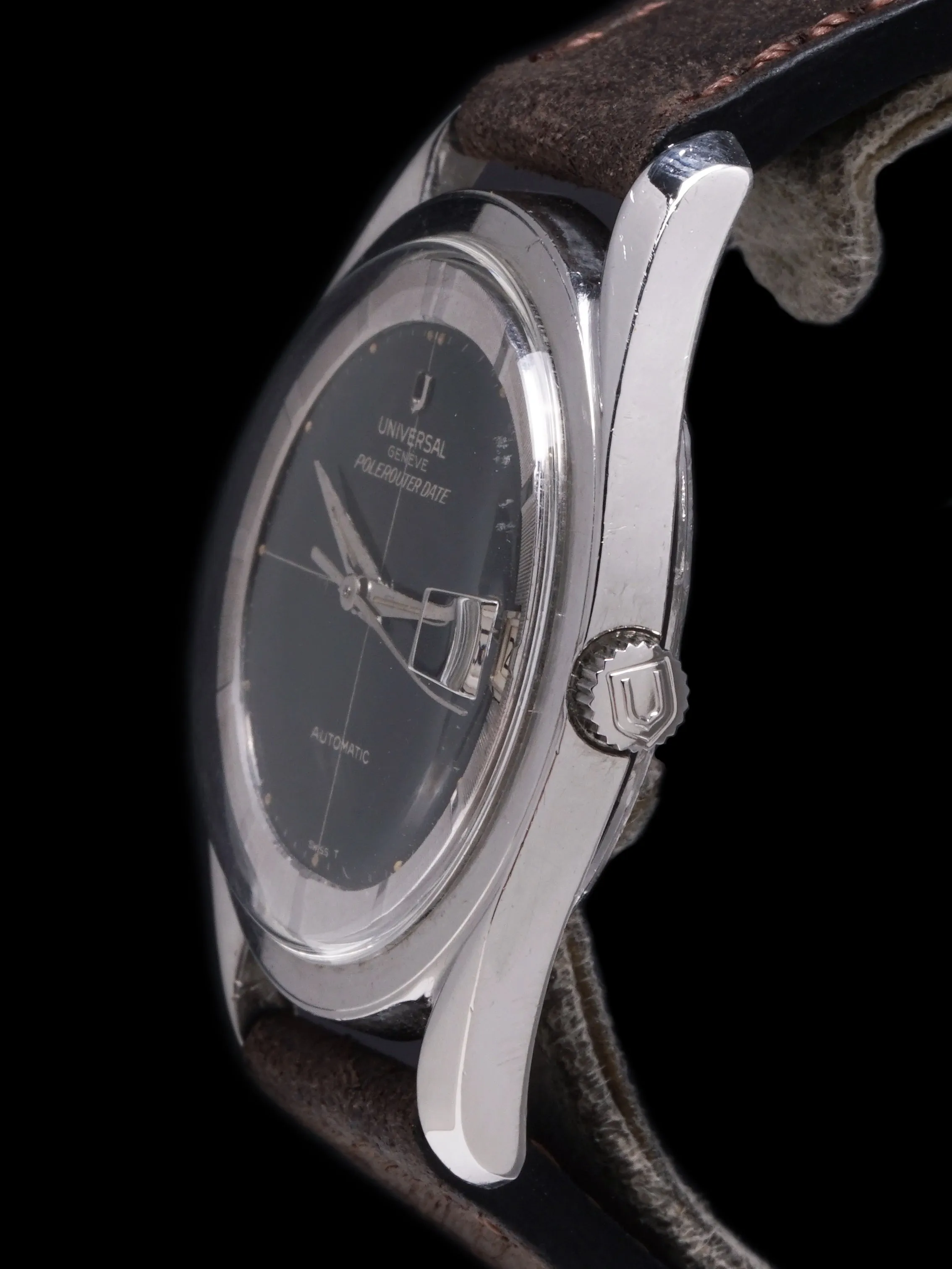 1965 Universal Geneve Polerouter Date (Ref.204607/1) Black Gilt Dial