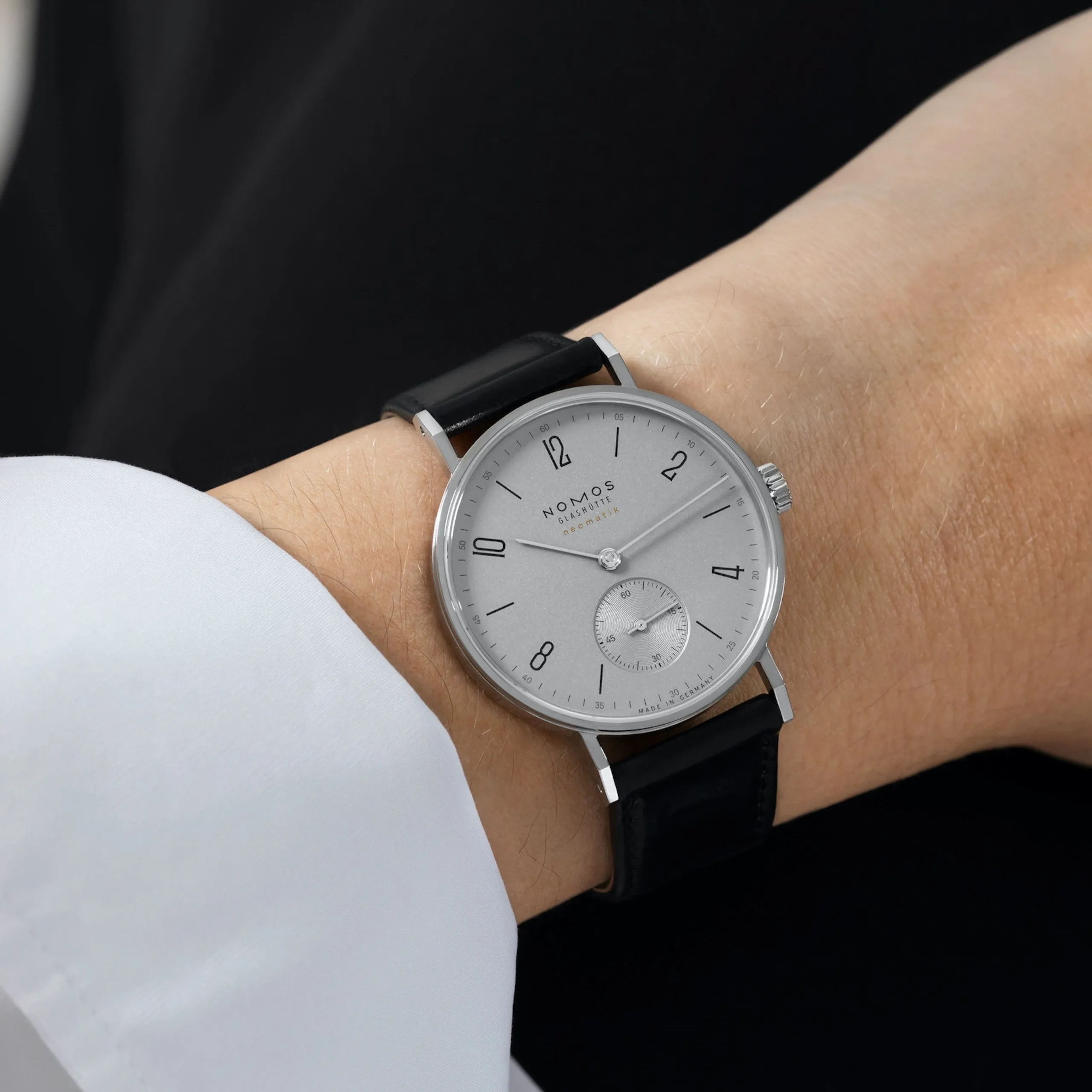 35MM NOMOS TANGENTE PLATINUM GREY AUTOMATIC WATCH