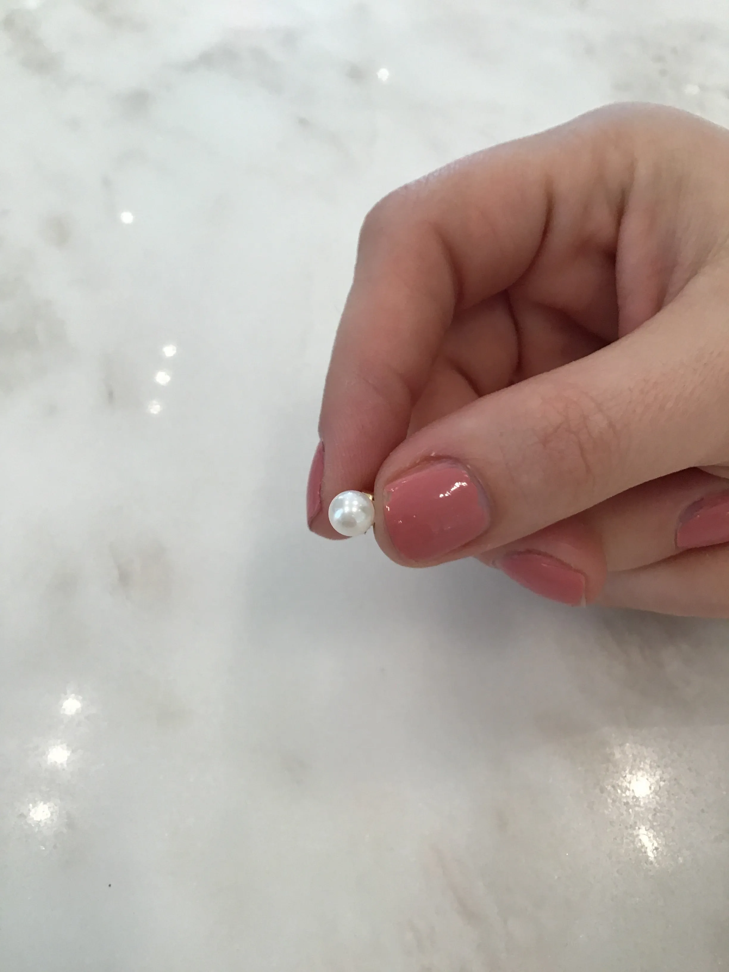 5.5-6mm Akoya Pearl Stud Earrings