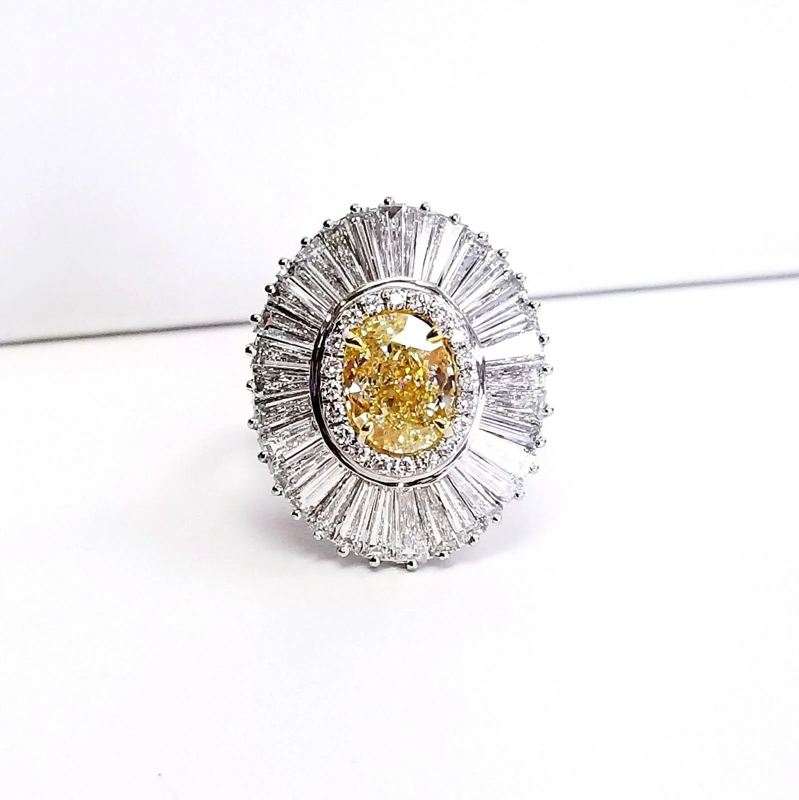 5.61 CT Natural Diamond Ring Yellow Color VS2  GIA Certified Oval Cut Platinum