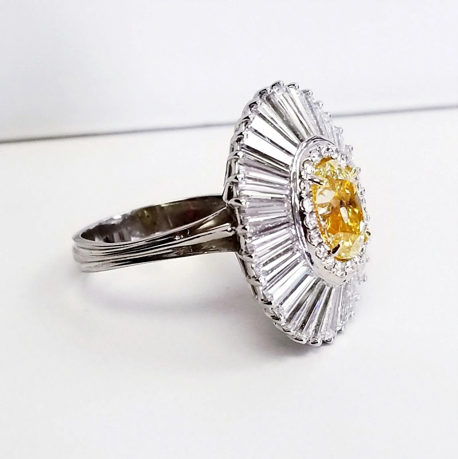5.61 CT Natural Diamond Ring Yellow Color VS2  GIA Certified Oval Cut Platinum