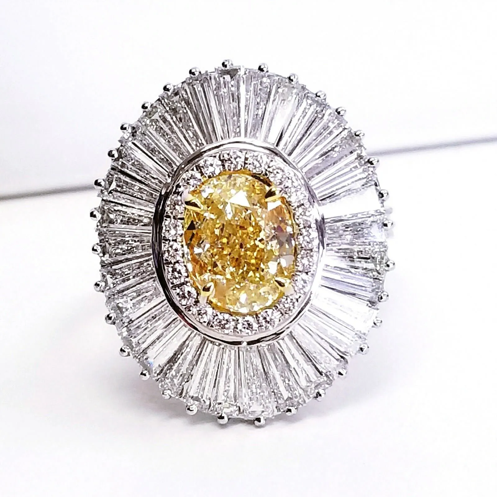 5.61 CT Natural Diamond Ring Yellow Color VS2  GIA Certified Oval Cut Platinum