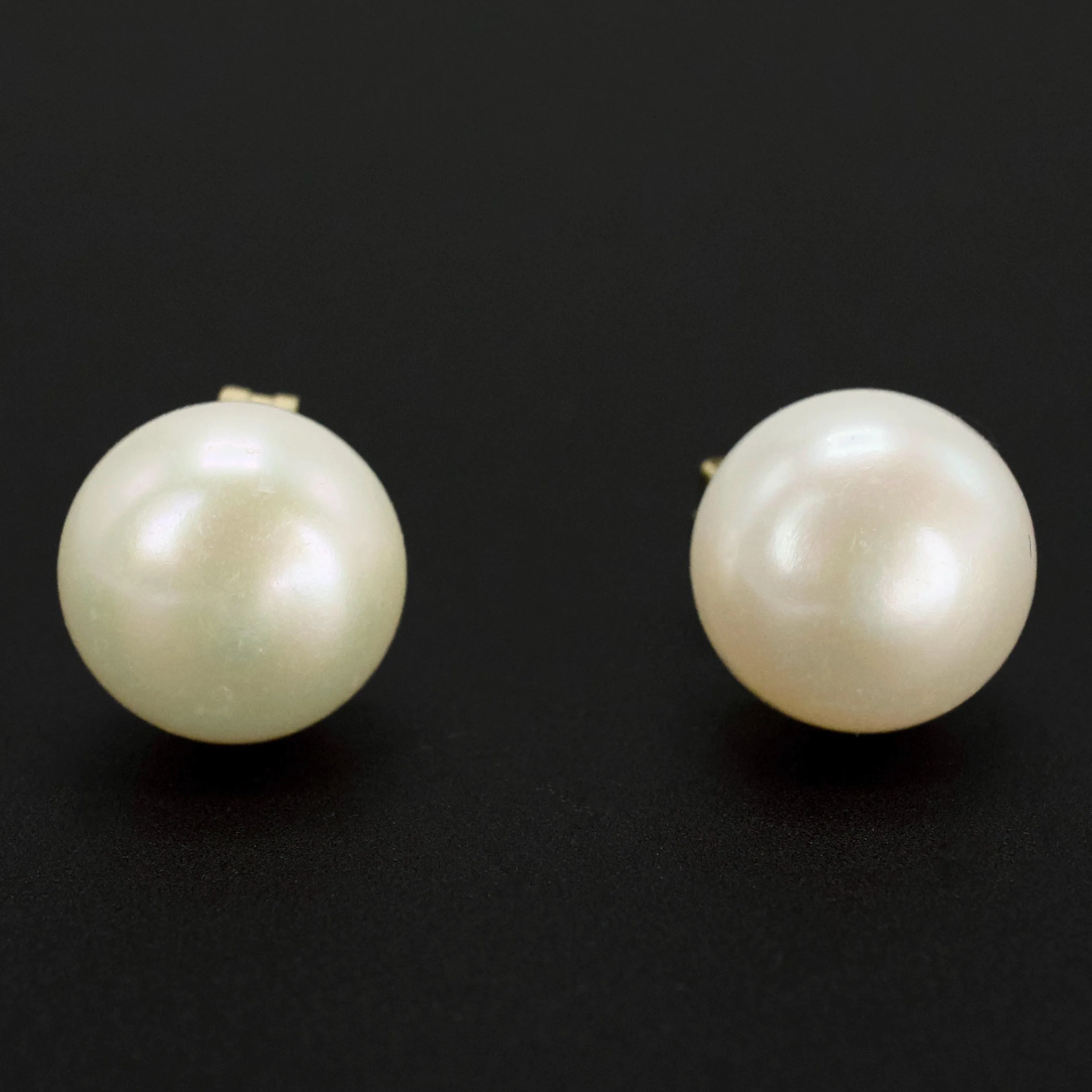 8 mm Akoya Pearl Stud Earrings in 14K Yellow Gold