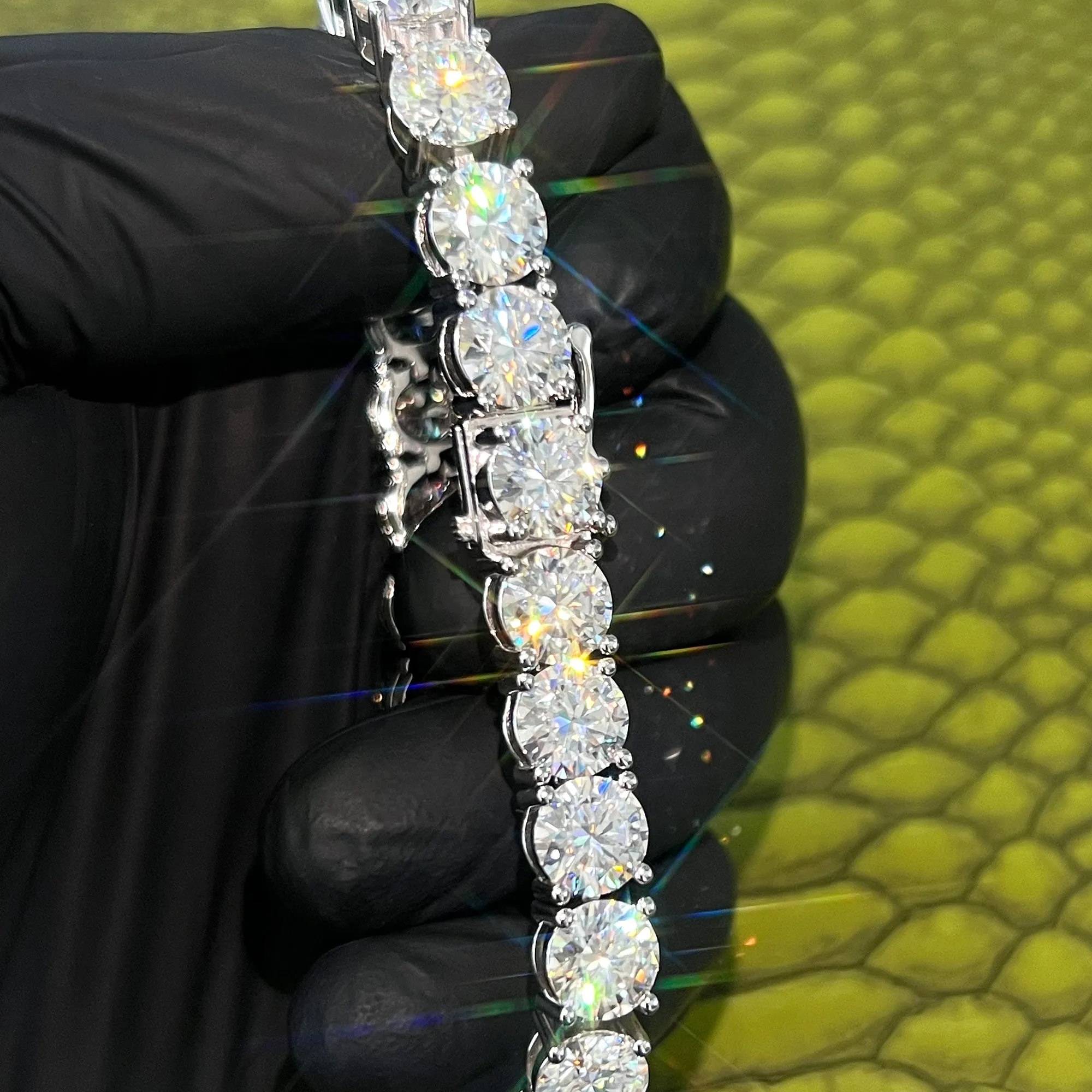 8MM Oversized VVS Moissanite Tennis Bracelet
