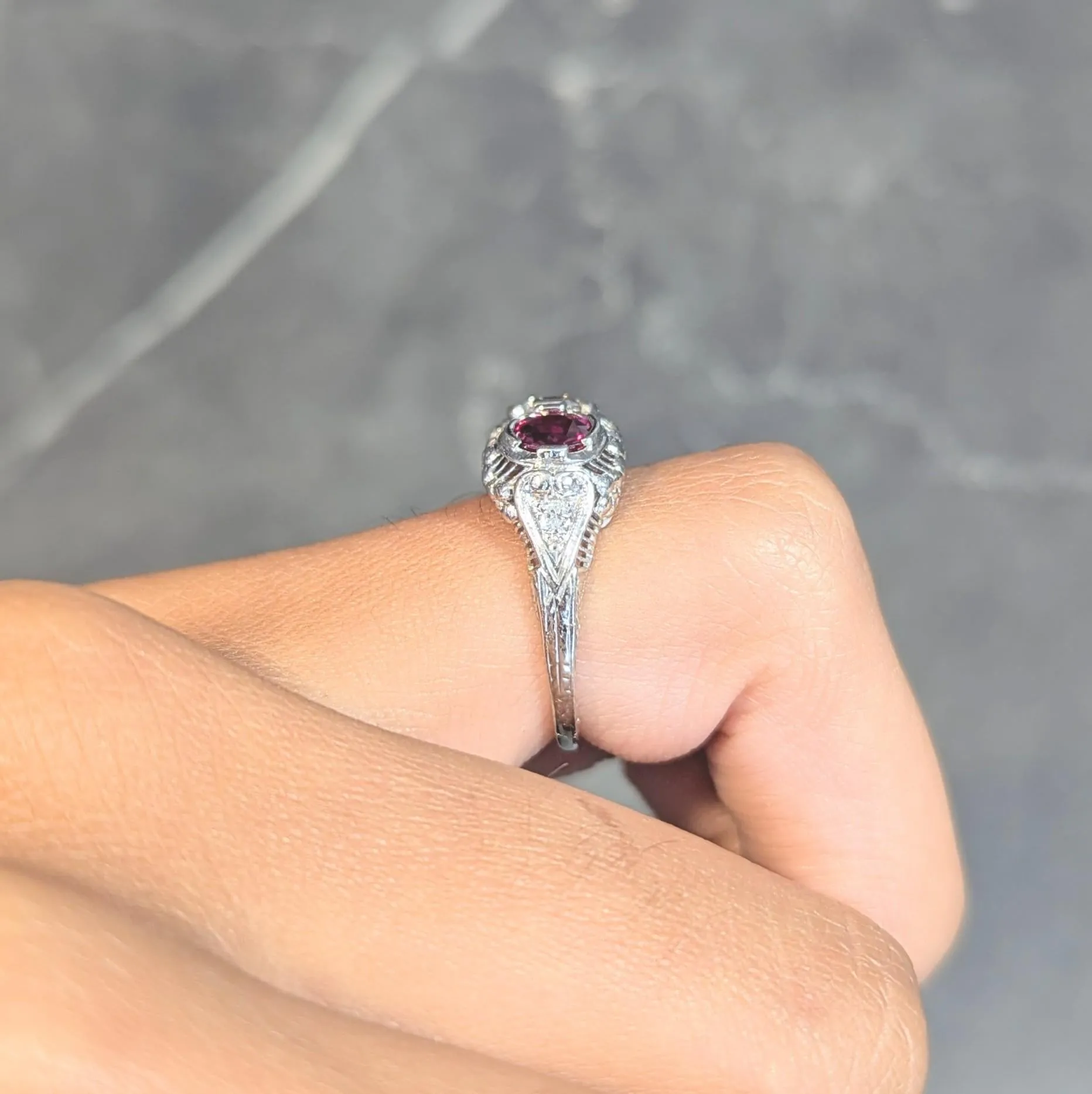 Art Deco 1.10 CTW No Heat Ruby Diamond 18 Karat White Gold Vintage Toi-Et-Moi Ring GIA