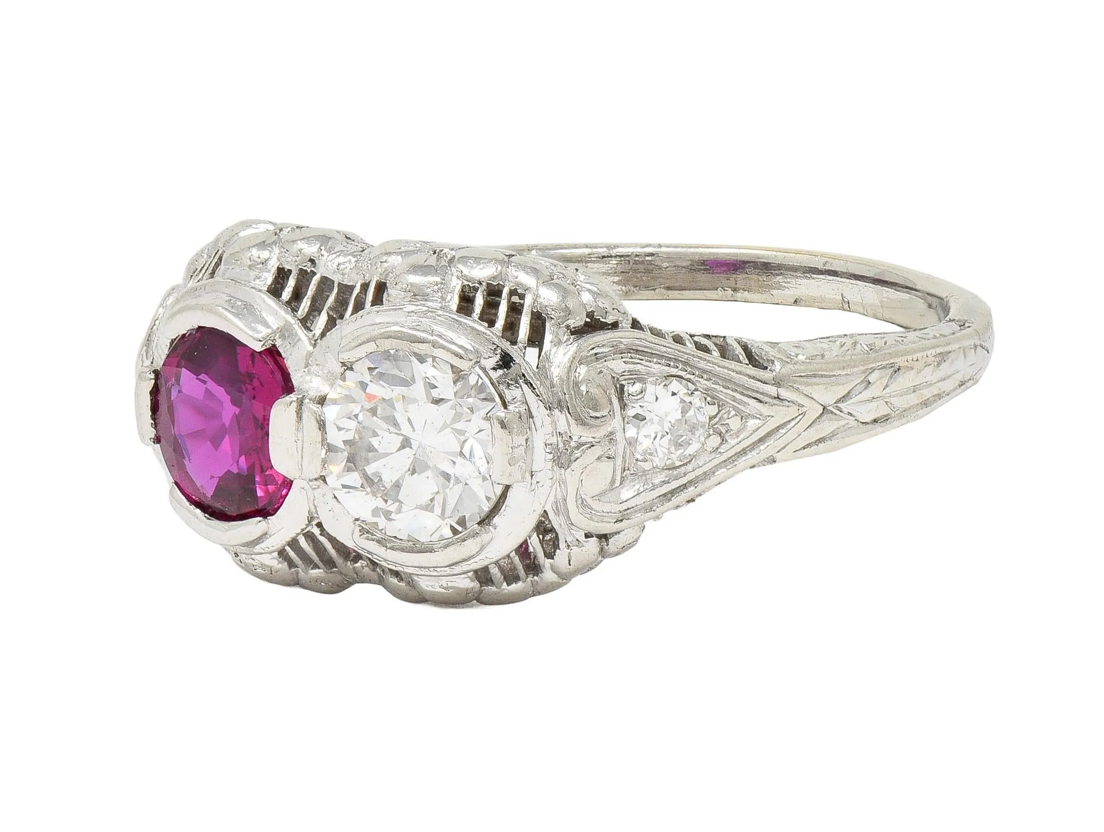 Art Deco 1.10 CTW No Heat Ruby Diamond 18 Karat White Gold Vintage Toi-Et-Moi Ring GIA