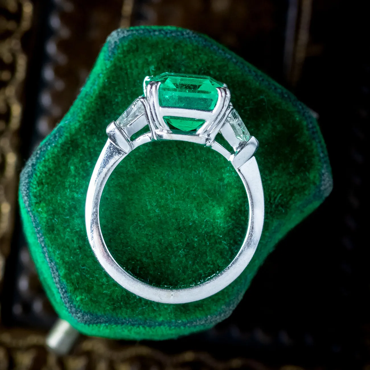 Art Deco Style Emerald Diamond Trilogy Ring 3.5ct Emerald