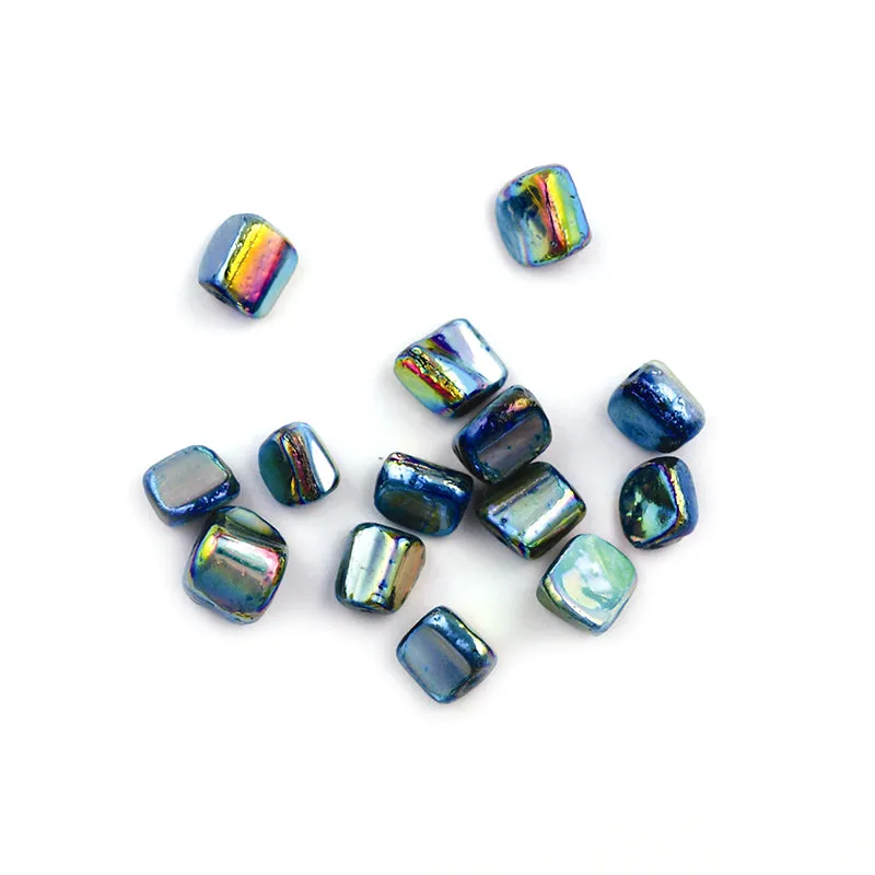 BEAD SHELL LUSTRE CUBES 8MM TURQUOISE AB