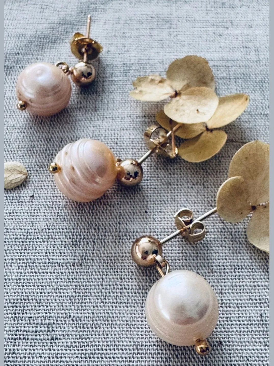 Bloom Pearl Stud Earrings