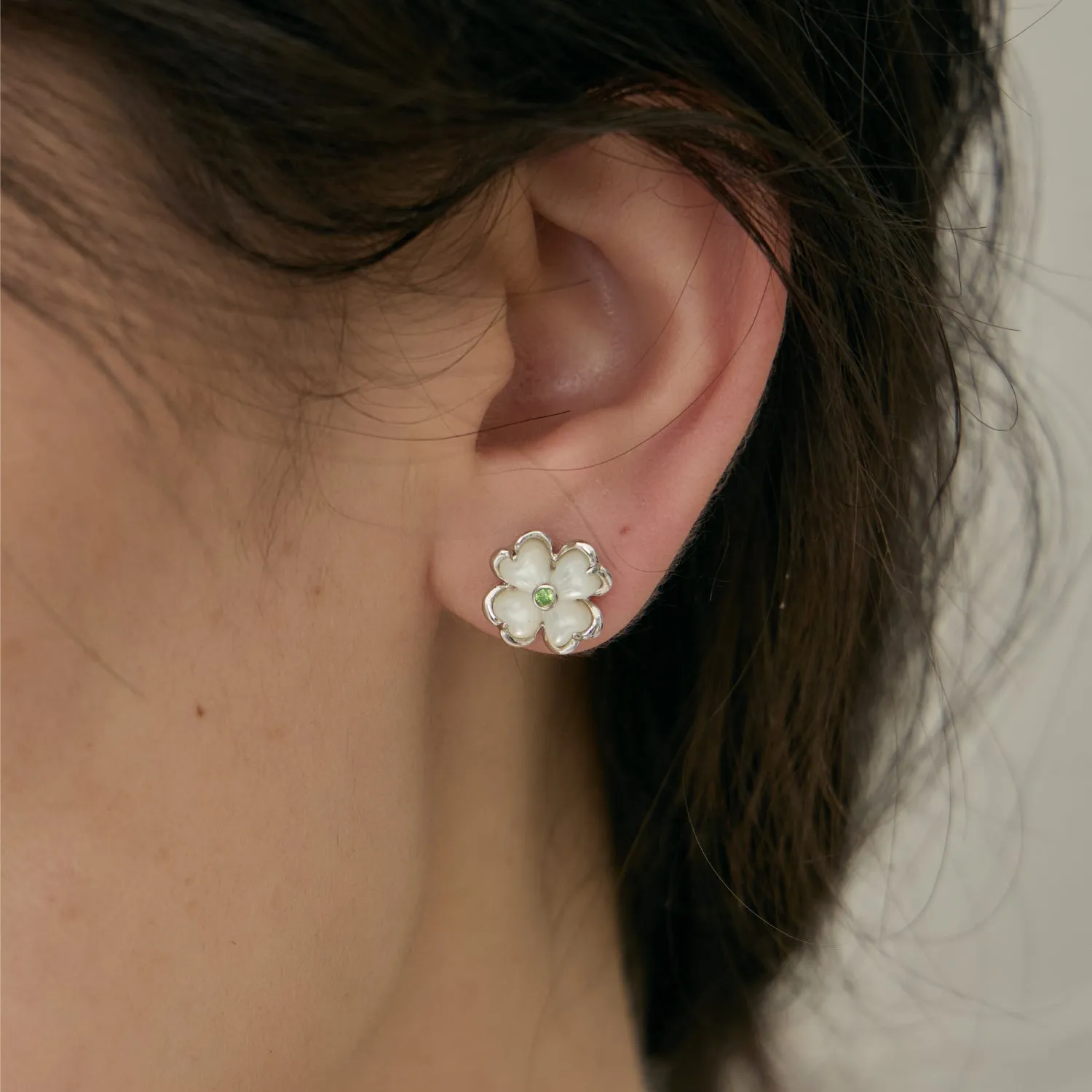 Blossom Pearl Clover Stud Earrings