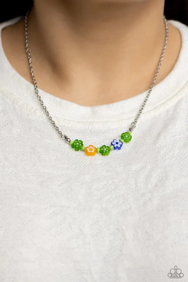 BOUQUET We Go - Green (Seed Bead Flower Beads) Necklace