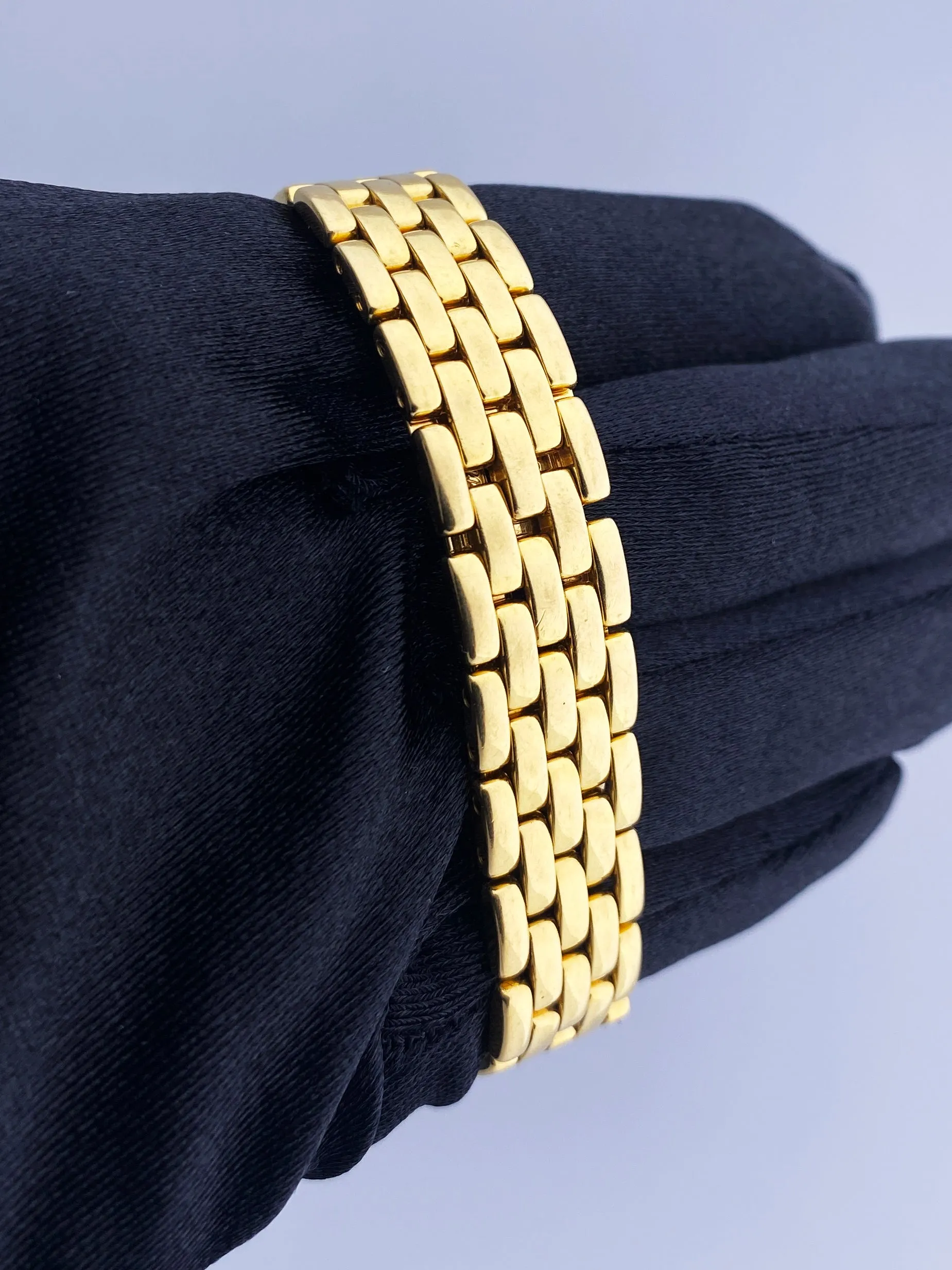 Cartier Panthere 8057929 18K Yellow Gold Ladies Watch