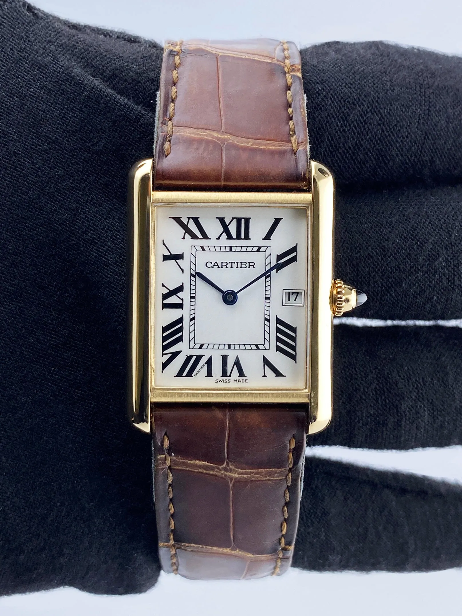 Cartier Tank Louis W1529756 18K Yellow Gold Mens Watch