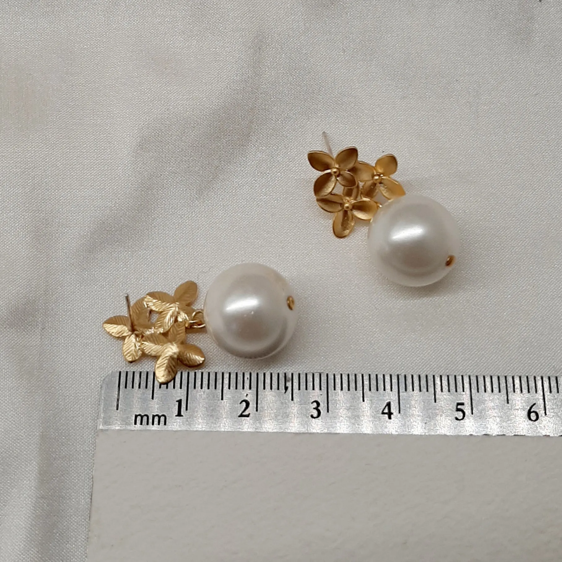 Chloe - gold flowers stud and pearl drop earrings
