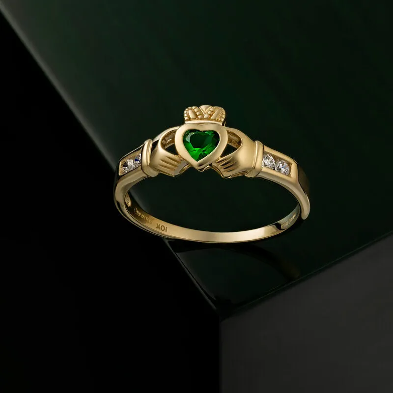 Claddagh Ring 9ct Yellow Gold with CZ & Synthetic Emerald Heart S2369
