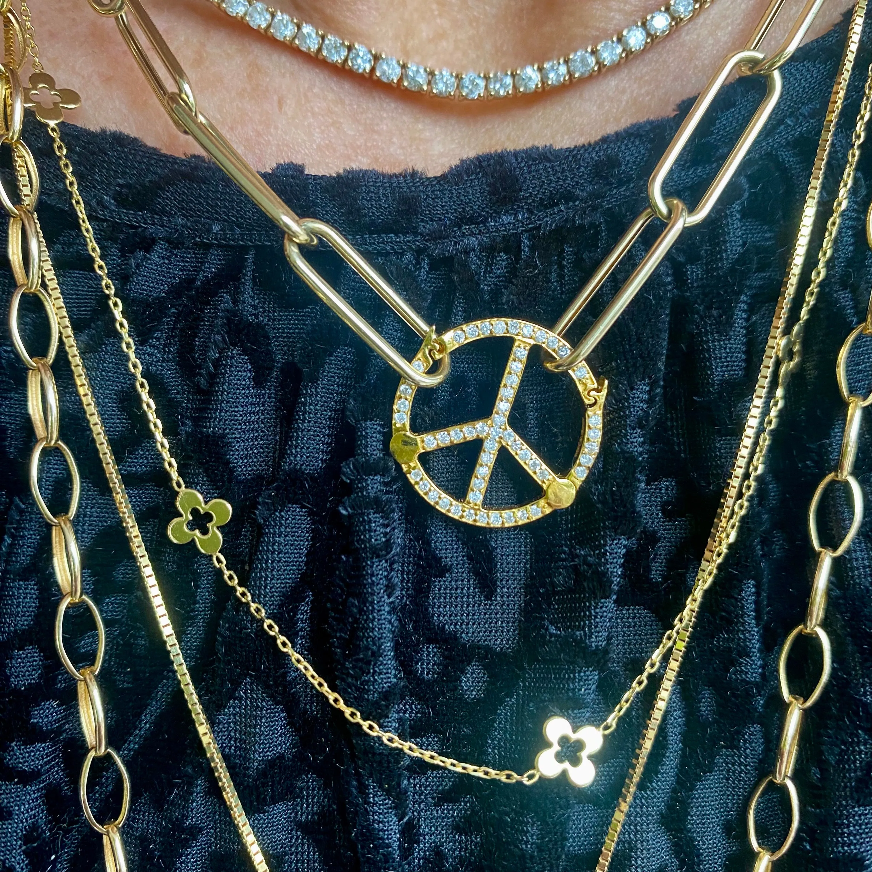 Diamond Peace Sign Connector