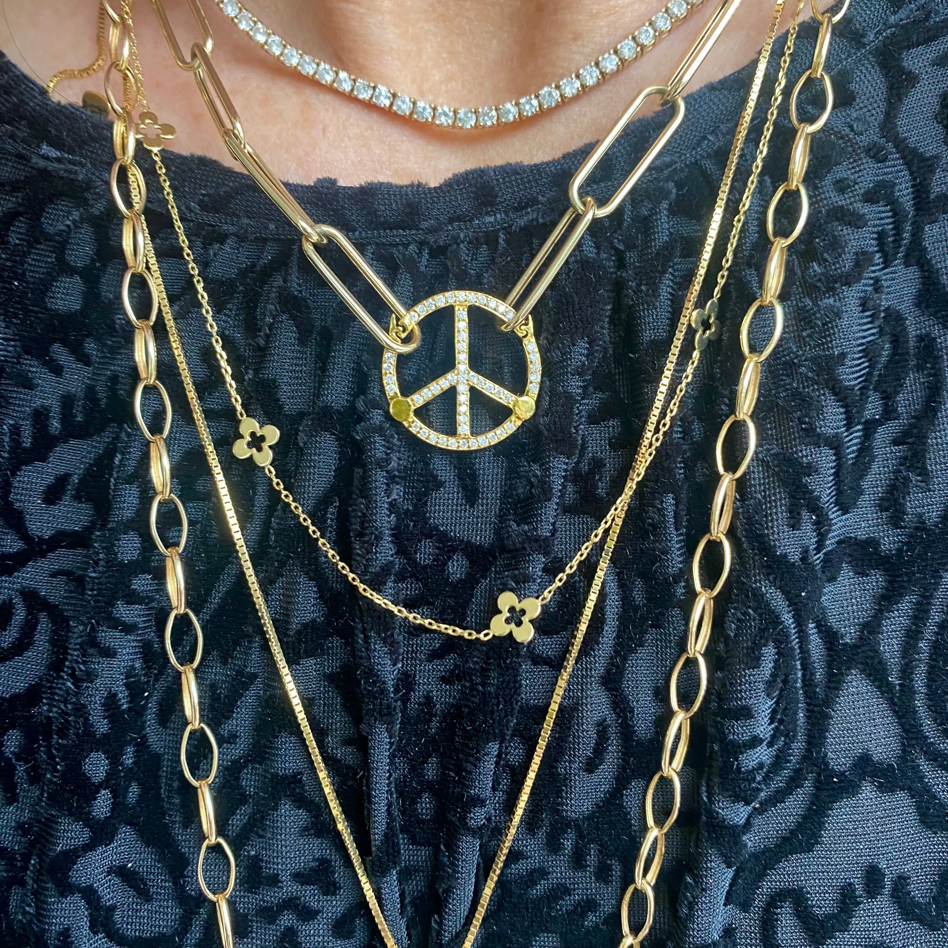 Diamond Peace Sign Connector
