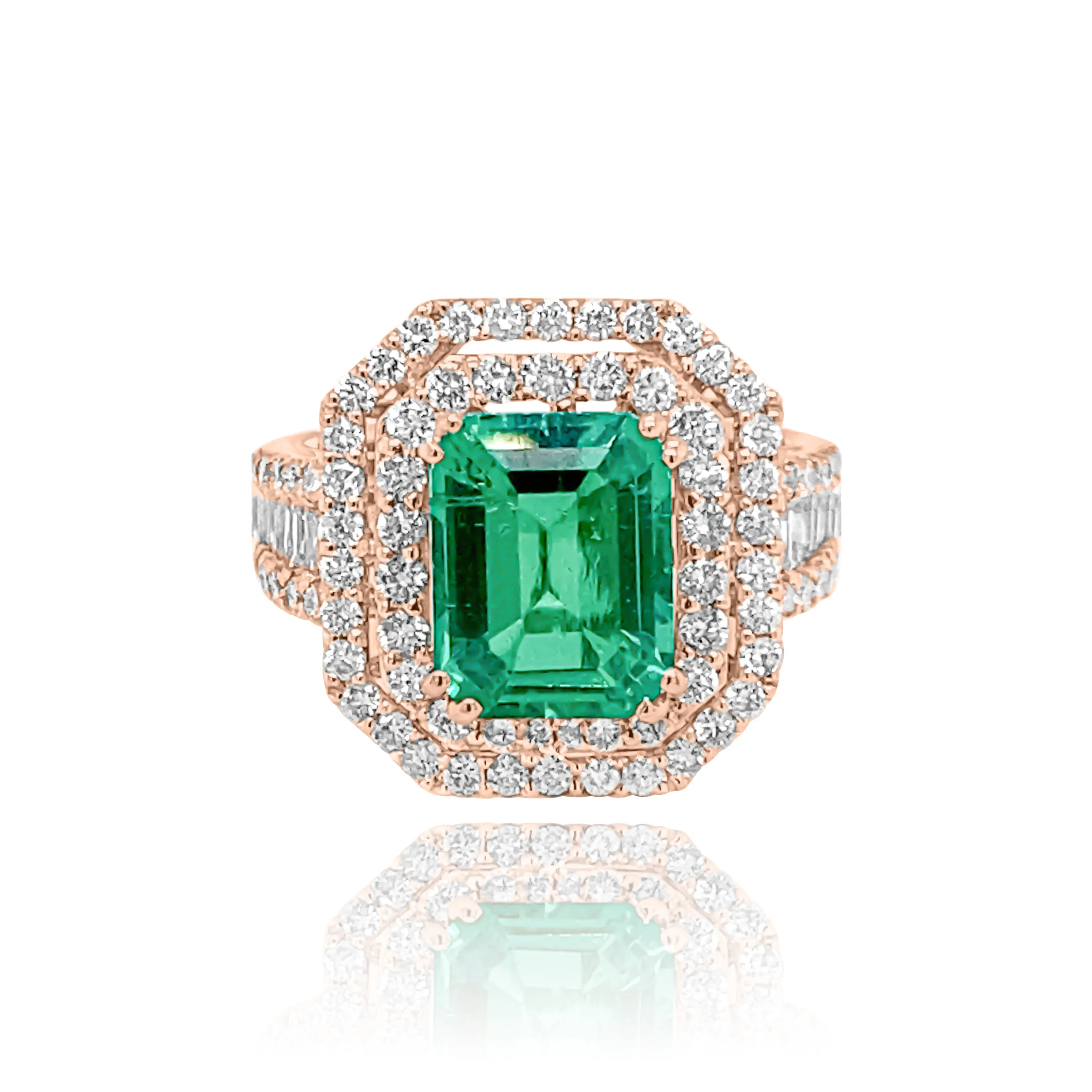DIAMONDS & EMERALD "ASTRID" RING.