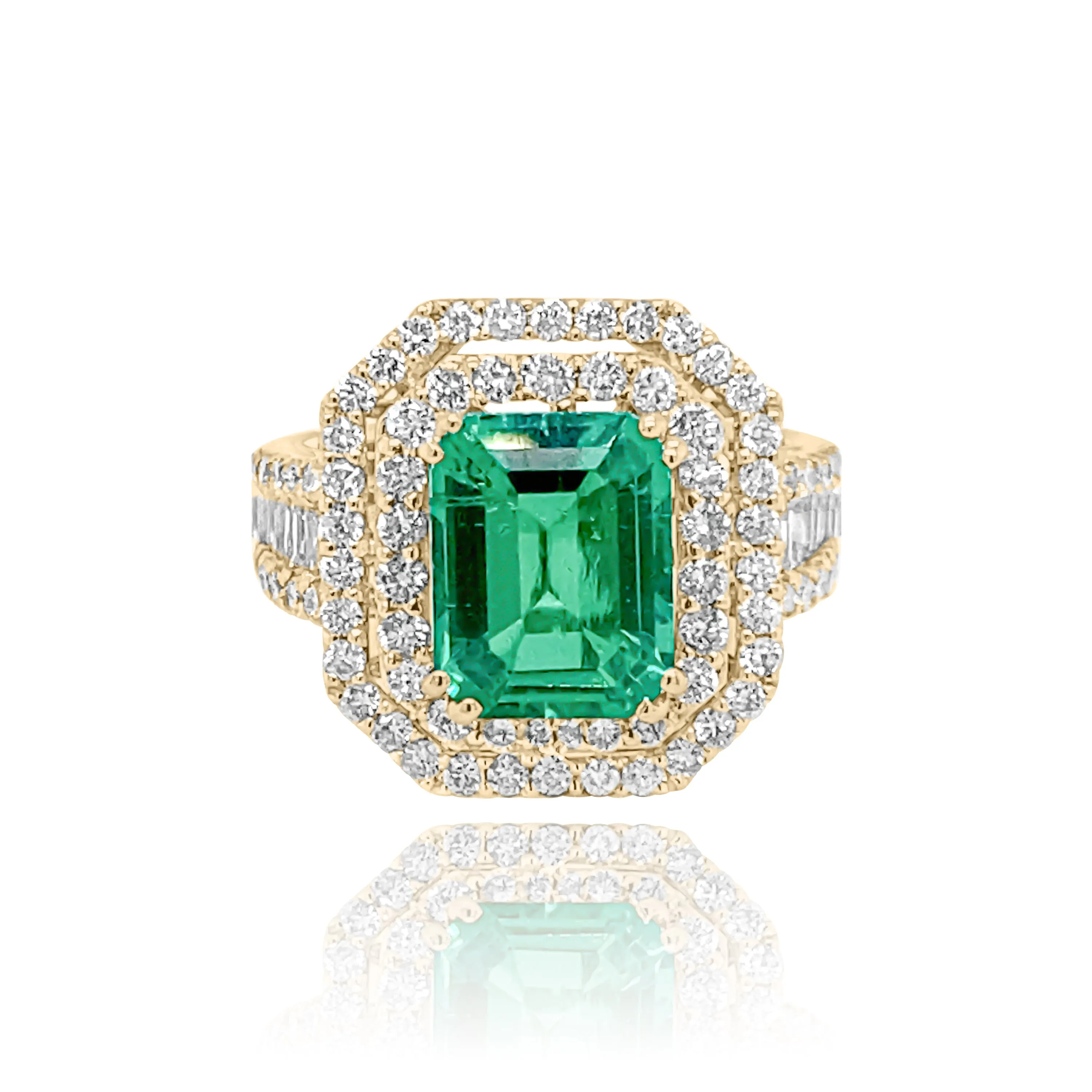 DIAMONDS & EMERALD "ASTRID" RING.