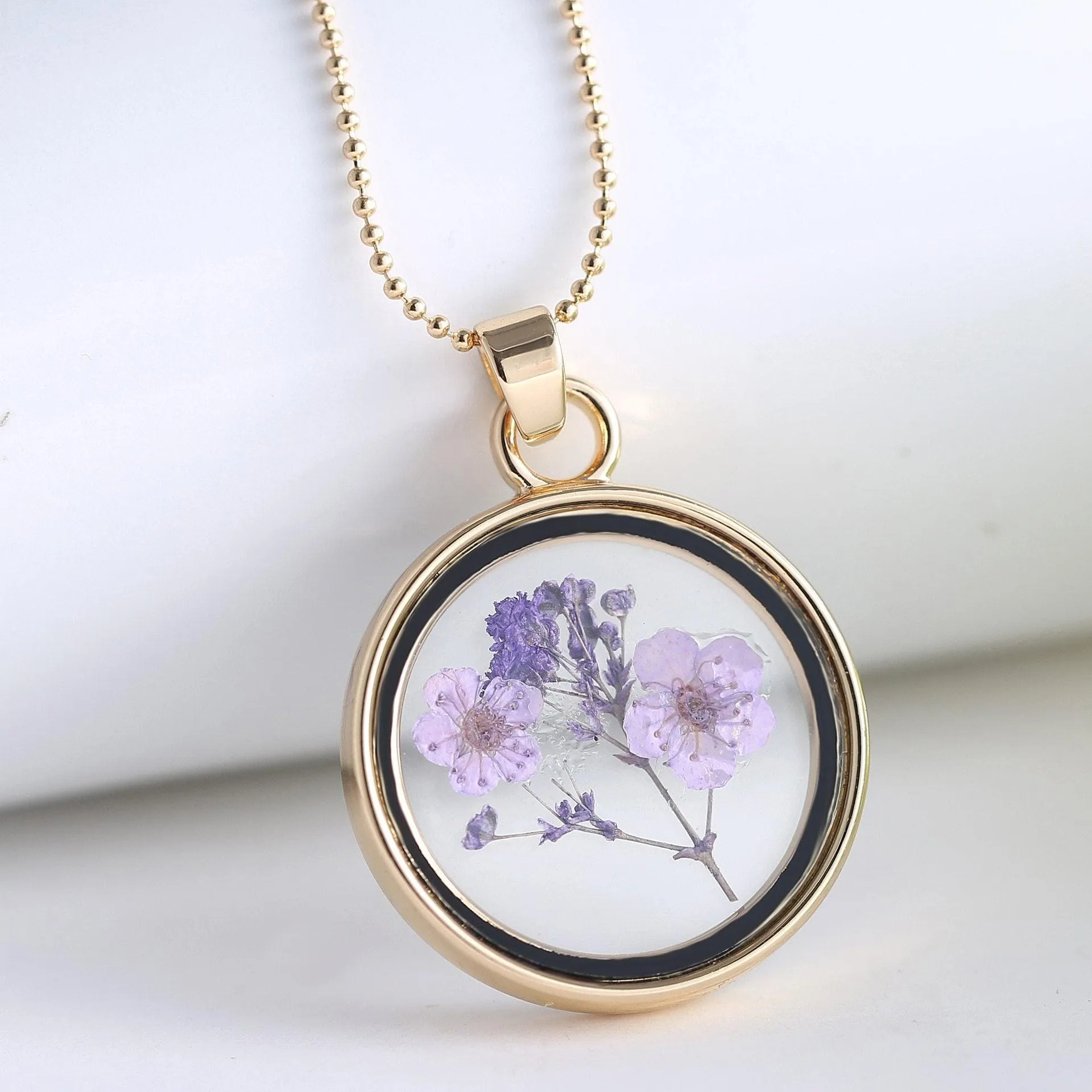 Elegant Popular Korean Round Pendant Luxury Necklace Women Long Gold Bead Chain Colorful Specimen Dried Flower Necklace Jewelry For Girls
