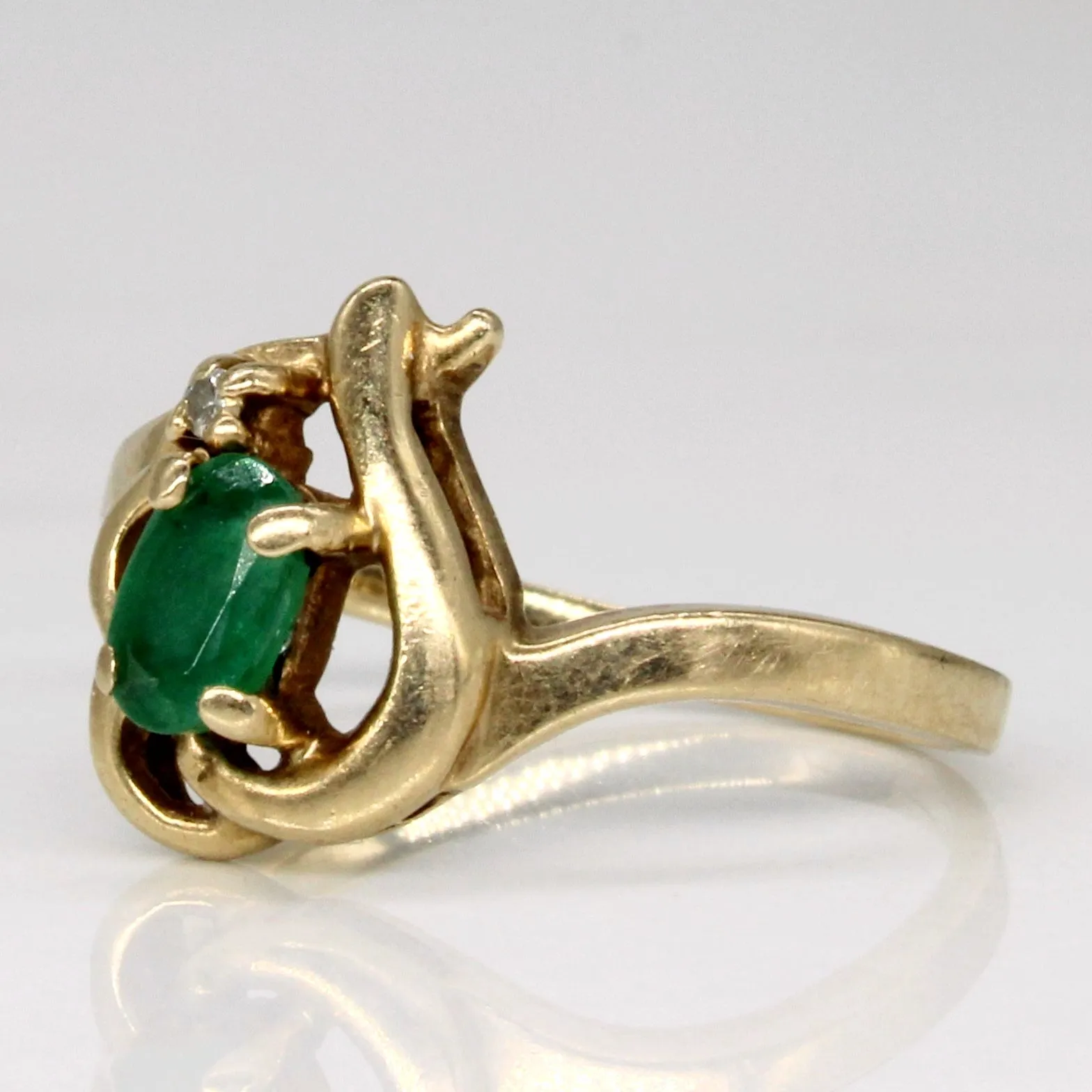 Emerald & Diamond Ring | 0.17ct, 0.01ct | SZ 4 |