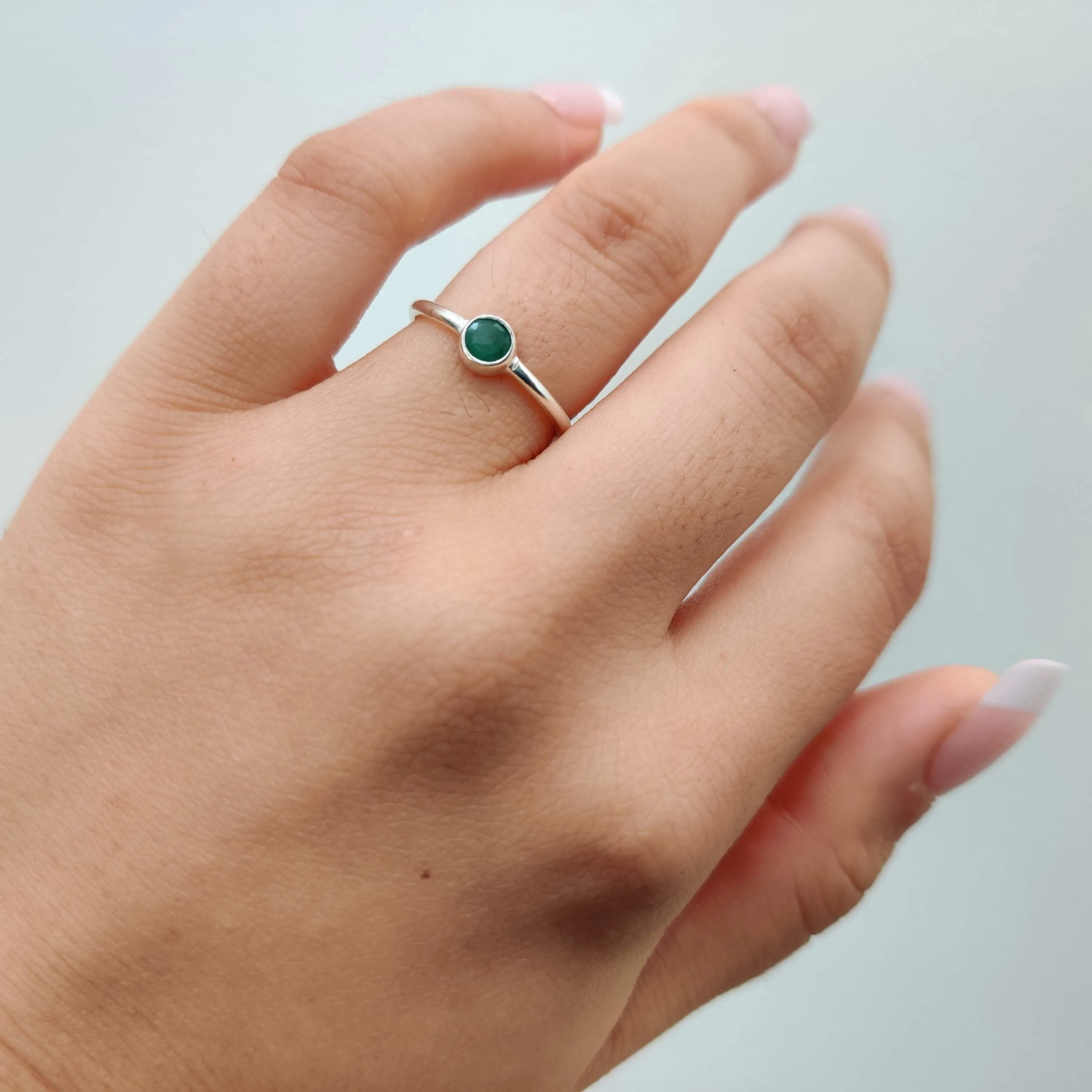 Emerald Delicate 925 Sterling Silver Ring