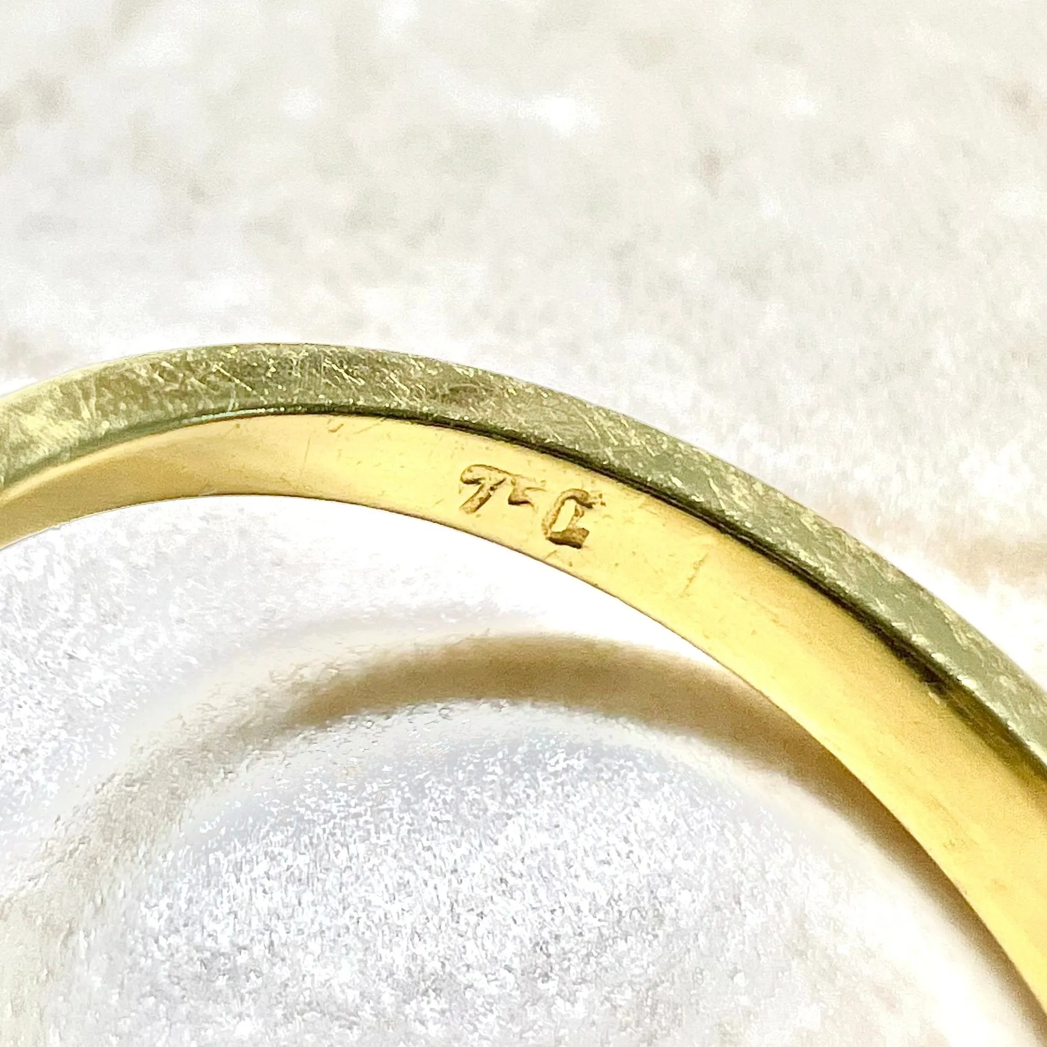 Fine Vintage 18 Karat Yellow Gold Ruby & Diamond Navette Ring
