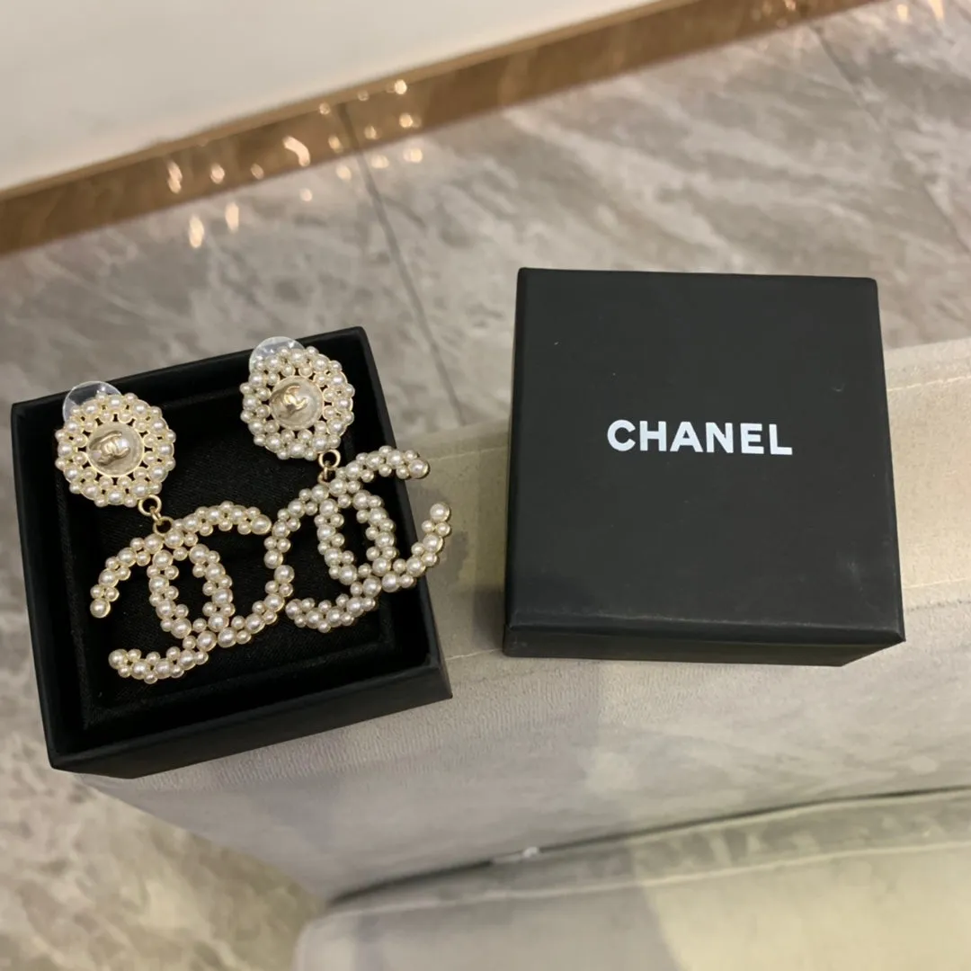 Full Pearl Double C Stud Earrings