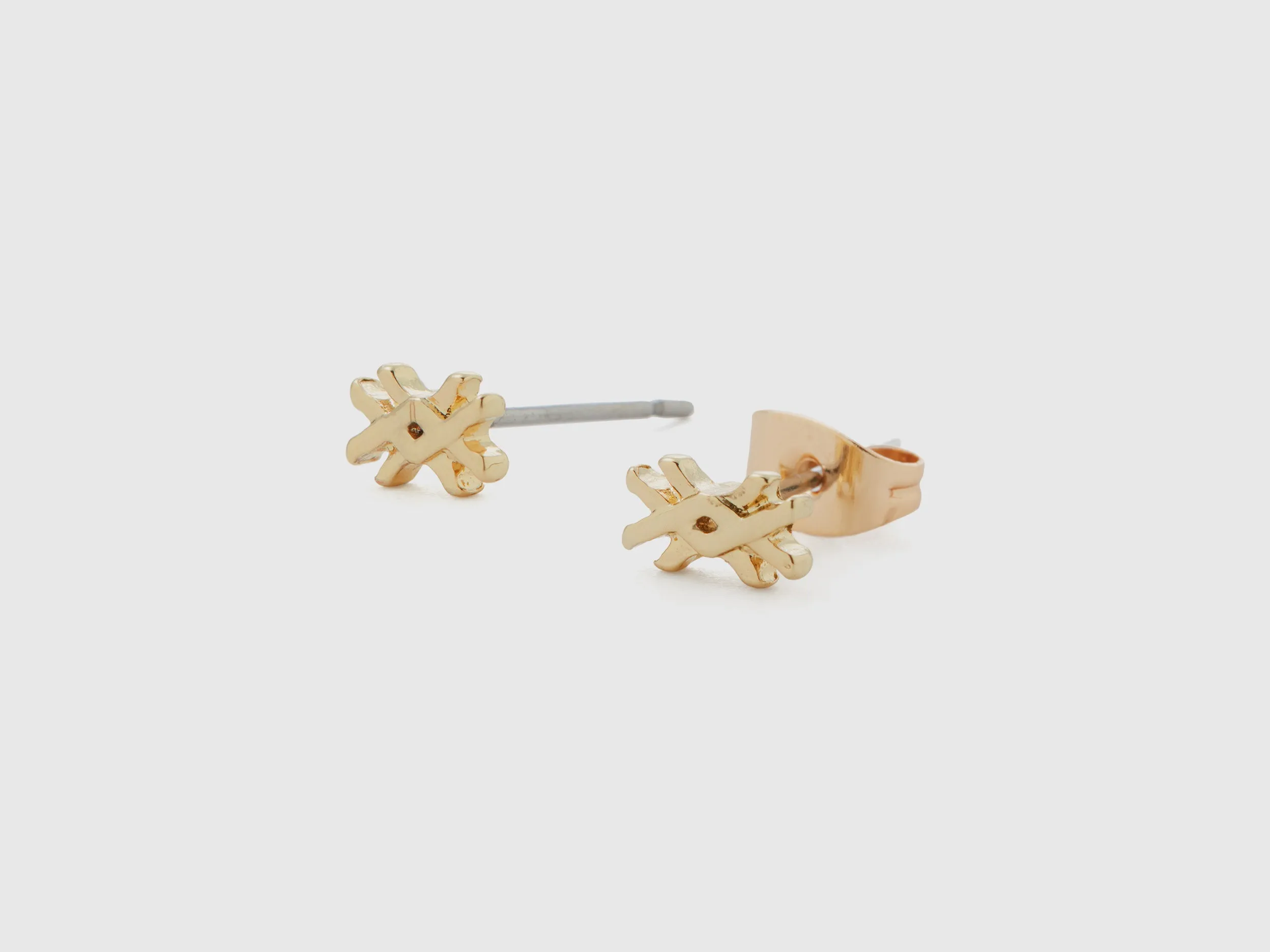 GOLD STUD EARRINGS WITH LOGO