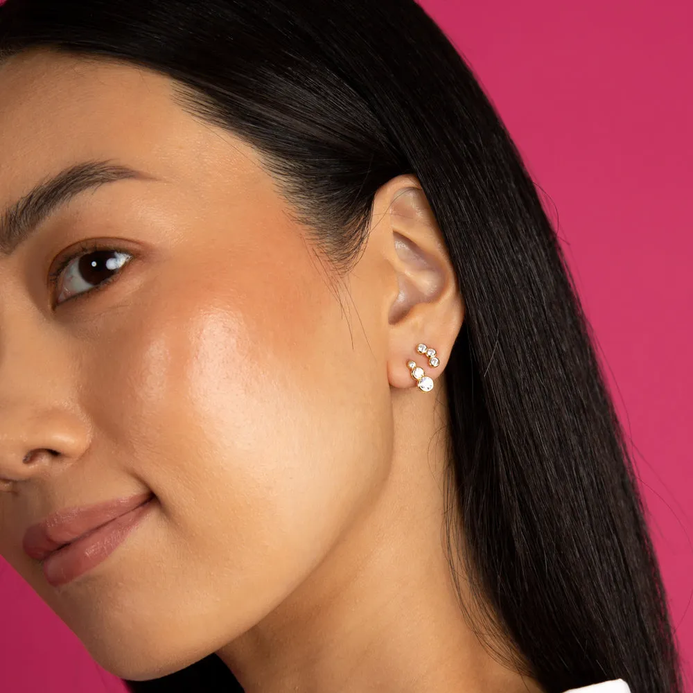 Graduated CZ Bezel Bar Stud Earring