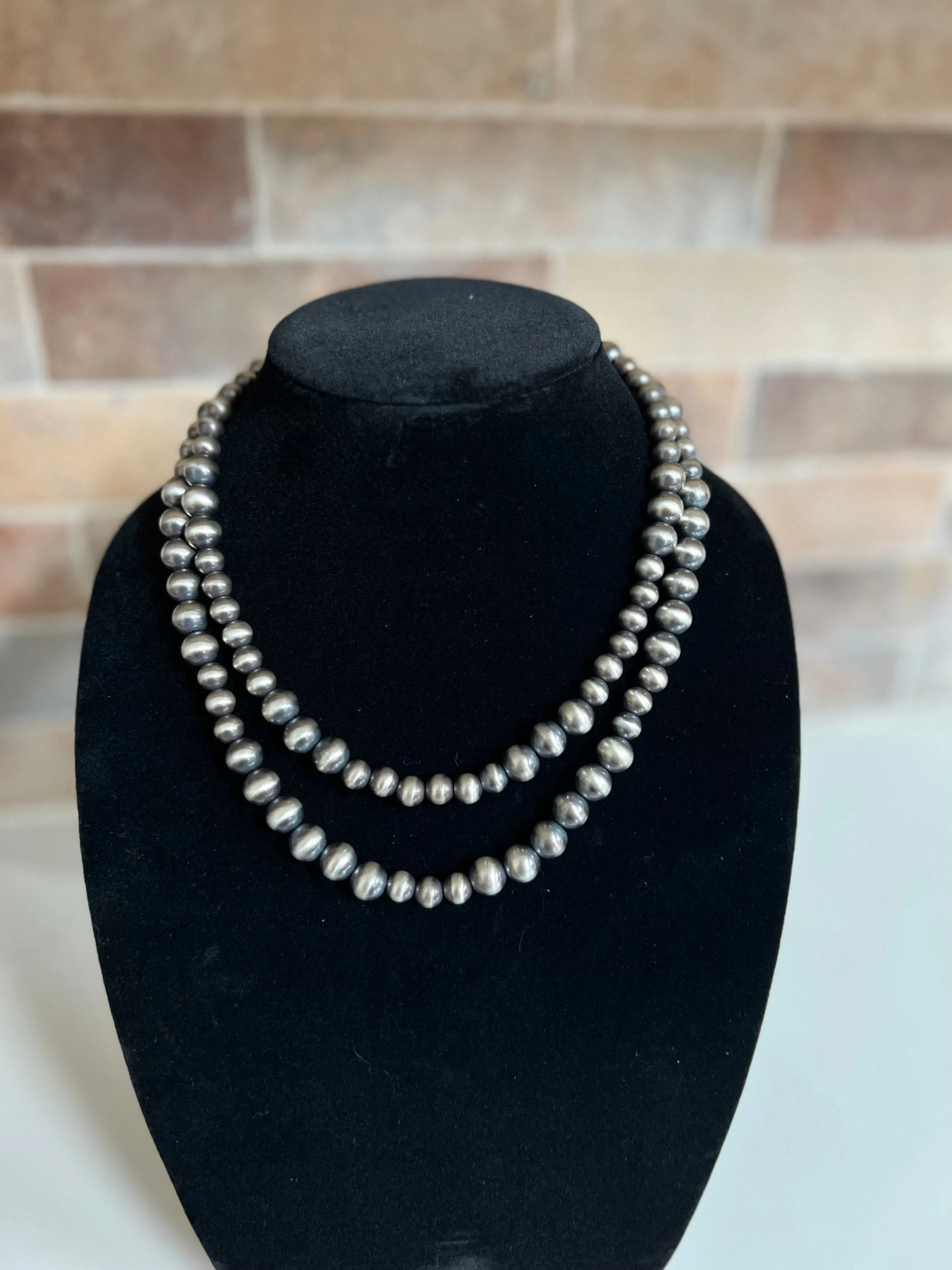 Graduated Navajo Pearls