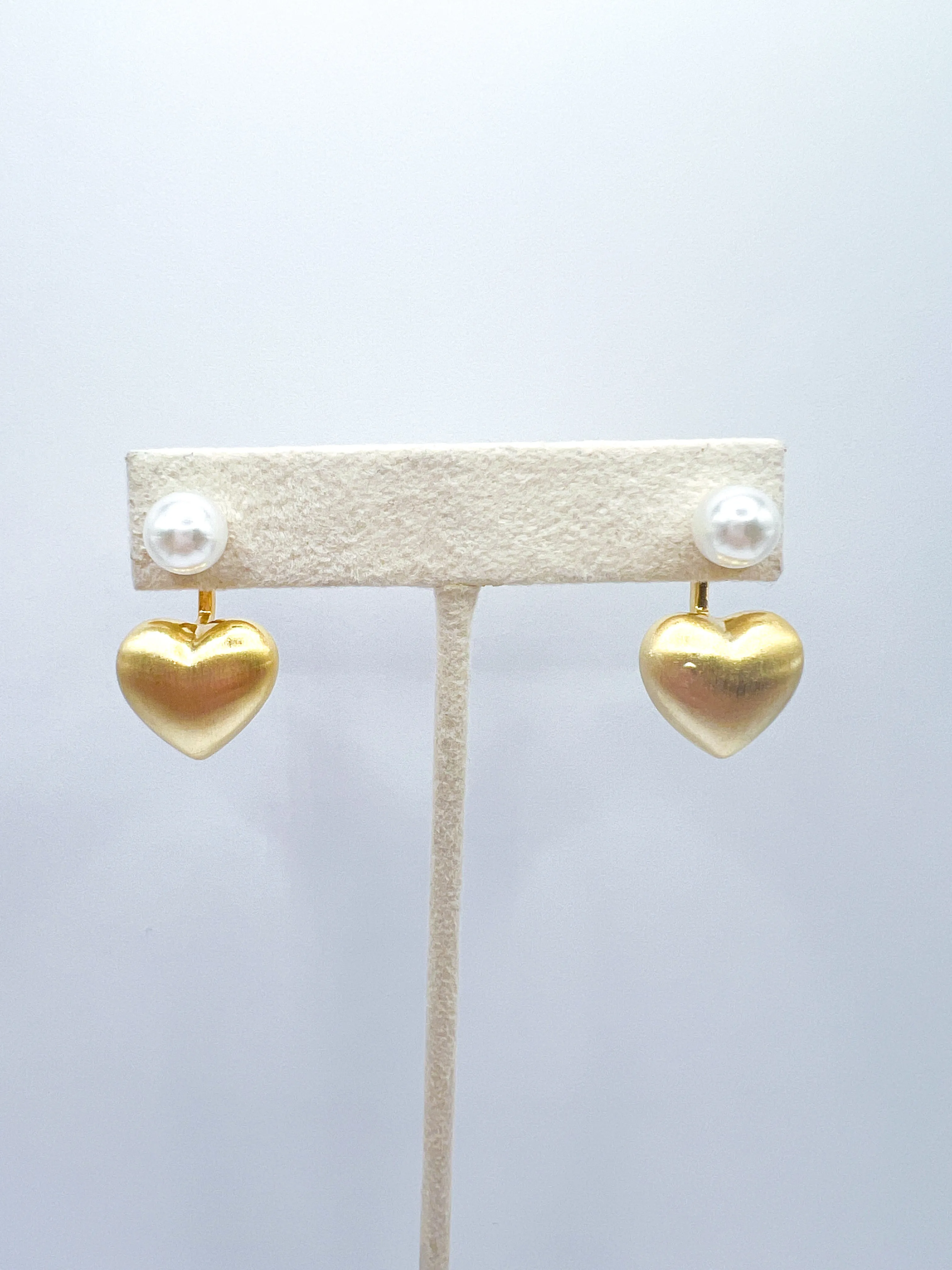 Hartnett Pearl Earring