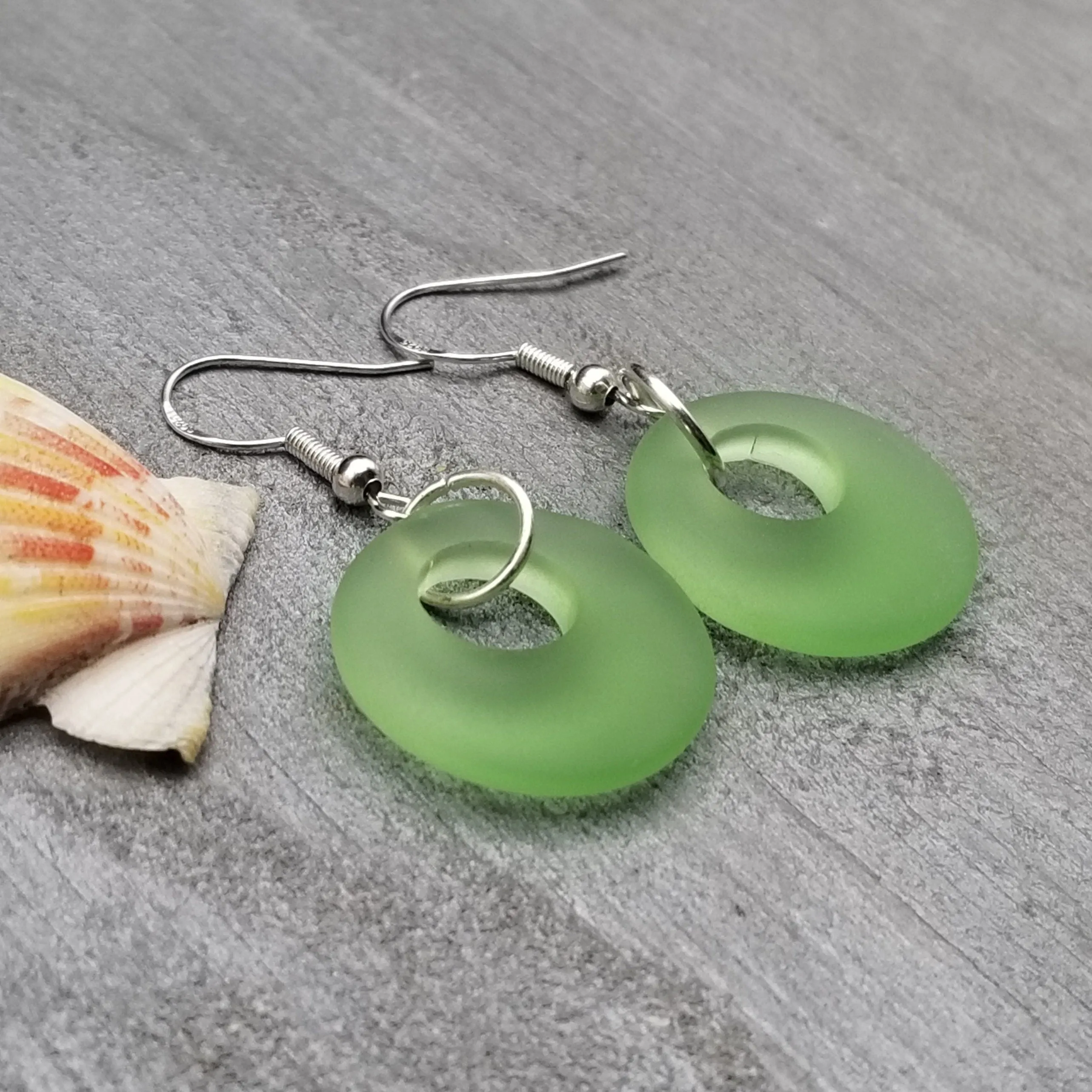 Hawaiian Jewelry Sea Glass Earrings, Circle Minimalist Jewelry Peridot Green Earrings, Beach Sea Glass Birthday Gift (August Birthstone)