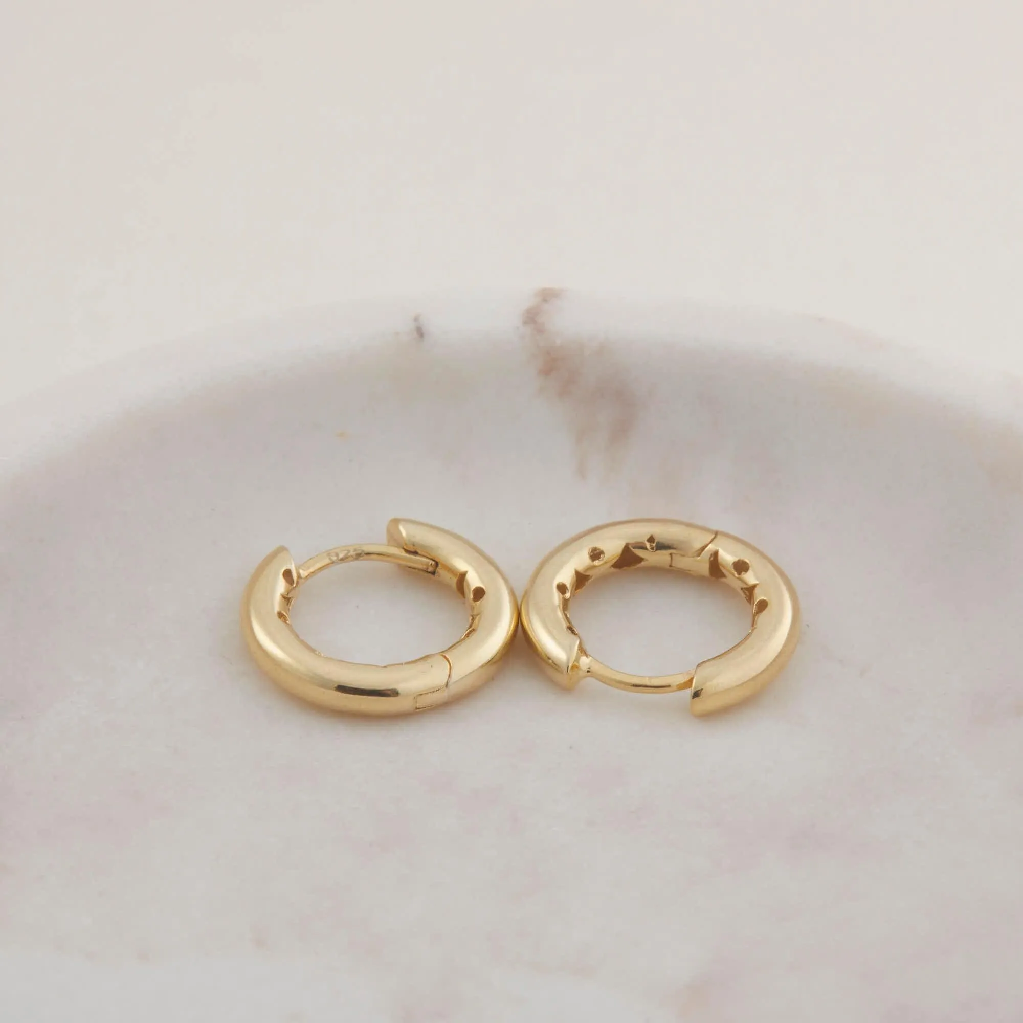 Huggie Hoops Earrings - 18K Gold Vermeil