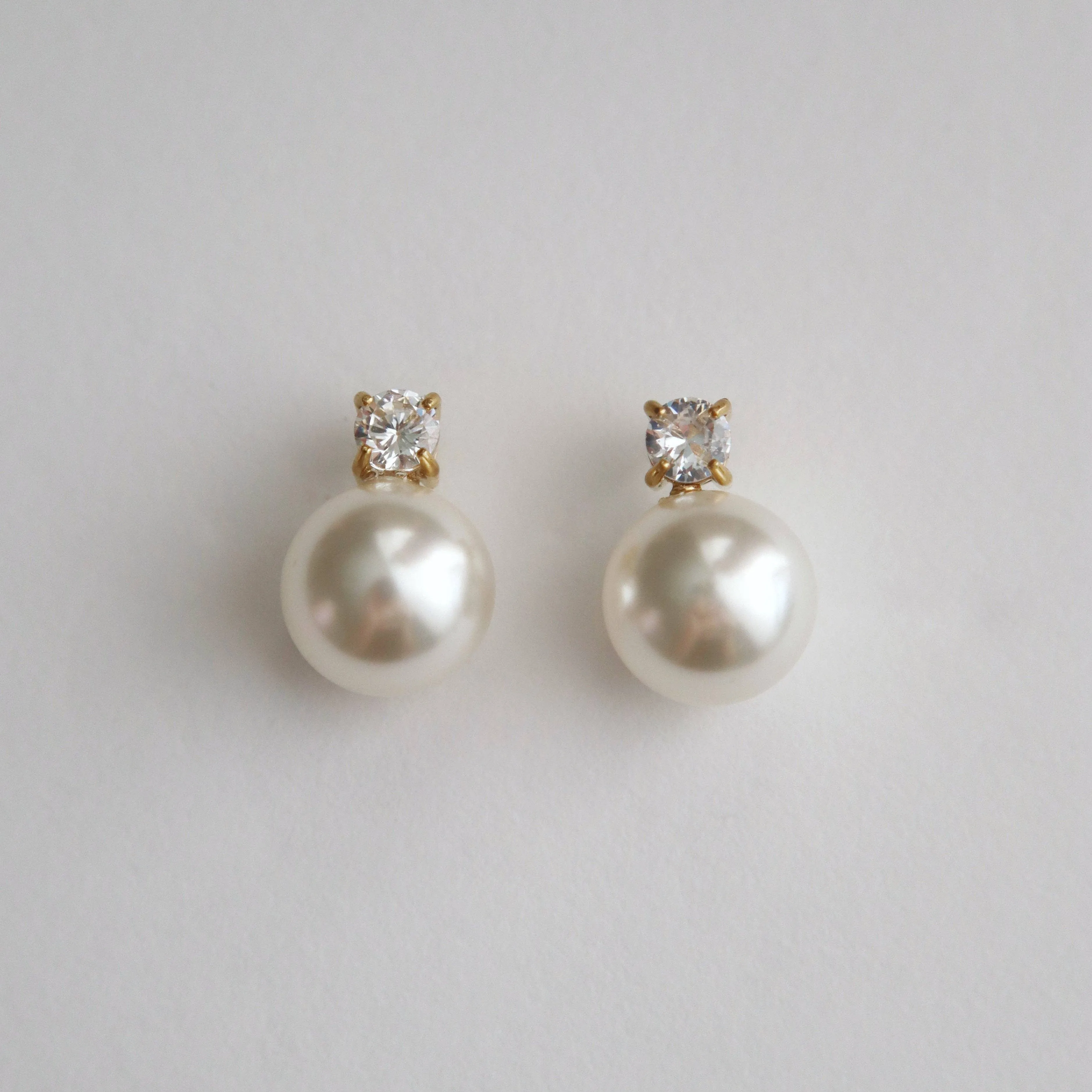 JESSA Jewelry - Kelly Pearl Studs
