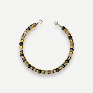 KARAT & AGATE SUNDRY.  BEAD ONE.