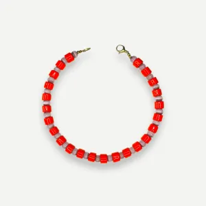 LOBSTER & CAT EYE SUNDRY.  BEAD ONE.