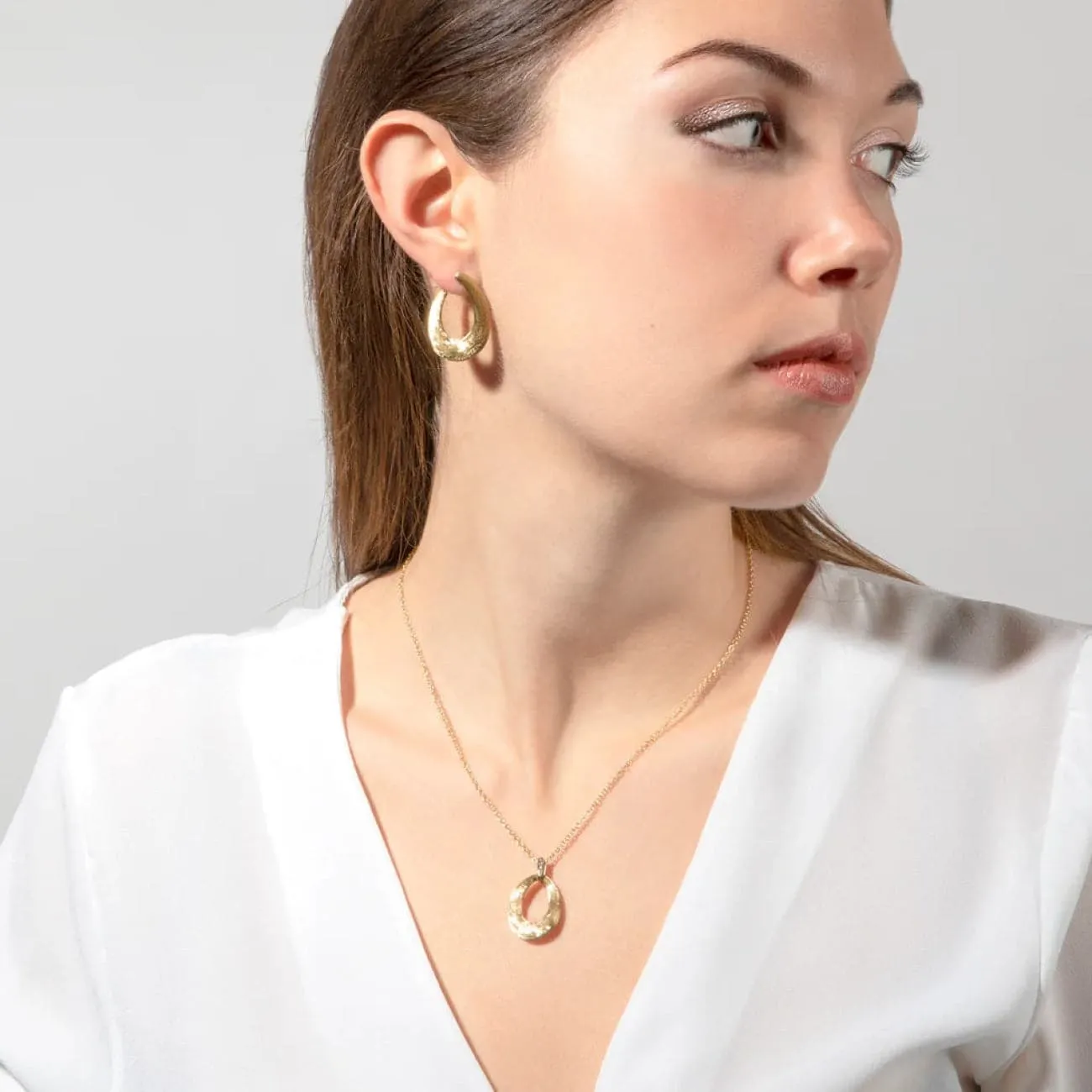 Lucia 18K Yellow Gold & Diamond Loop Pendant Necklace