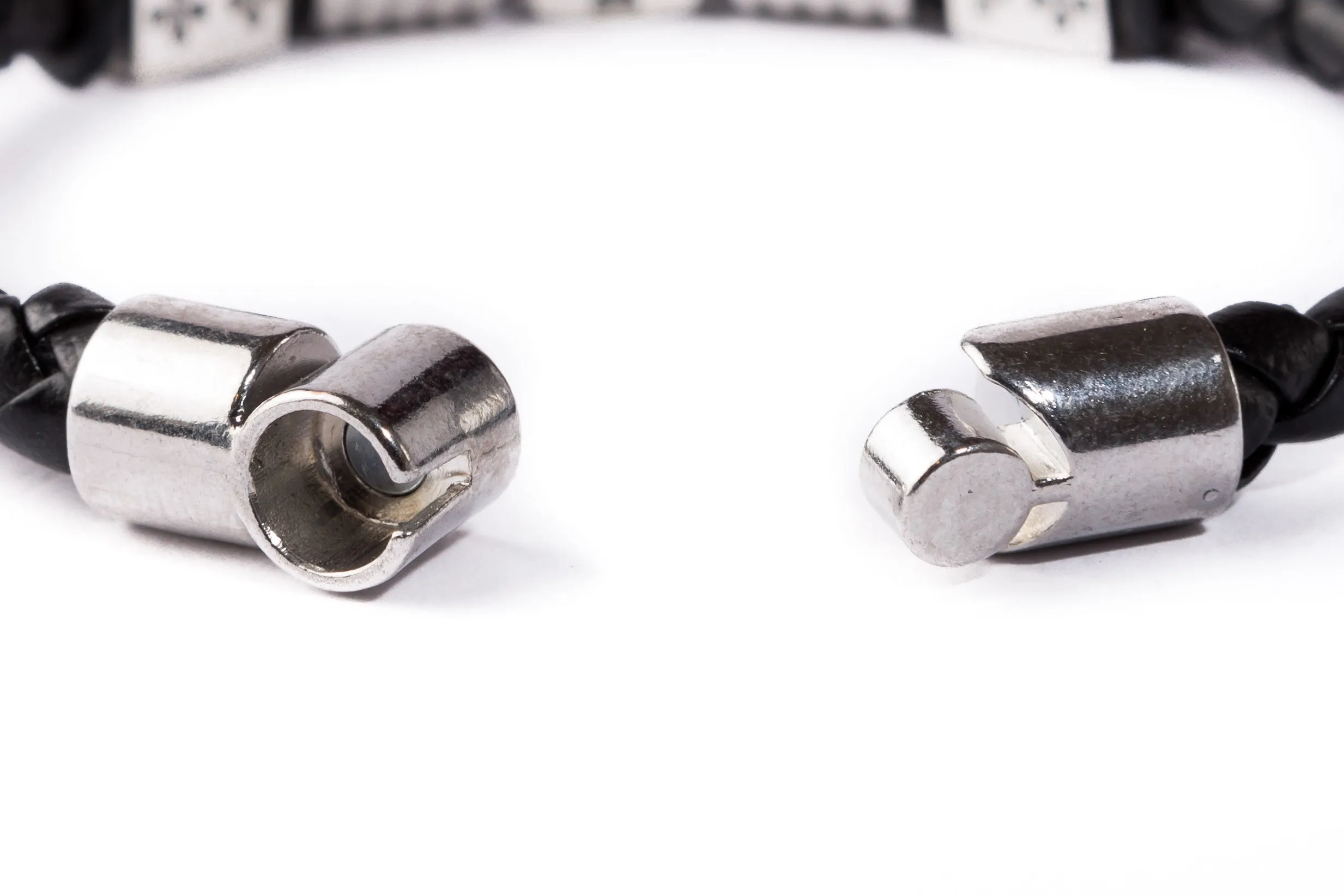Magnetic Leather Bracelet - Madrid B